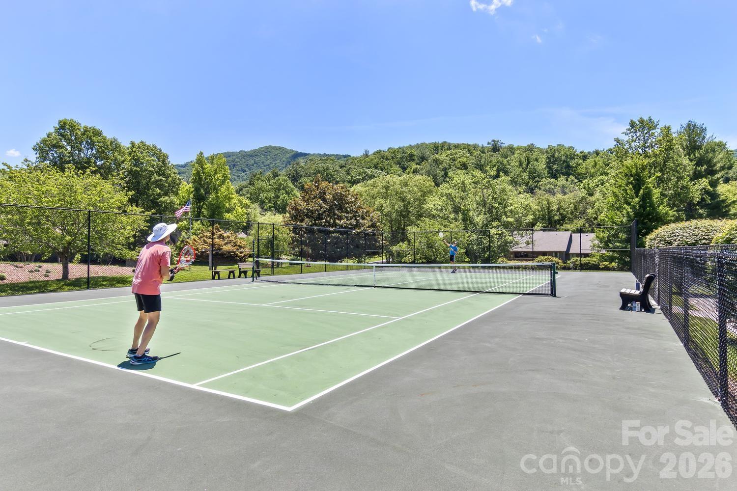 main property photo 28