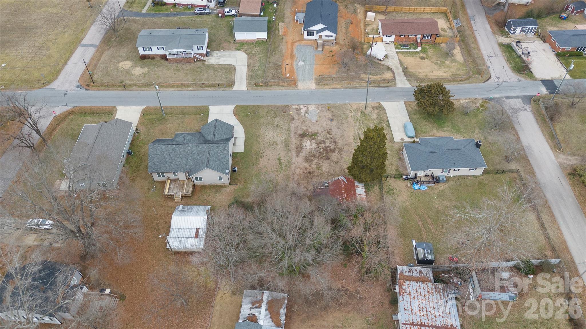 main property photo 10
