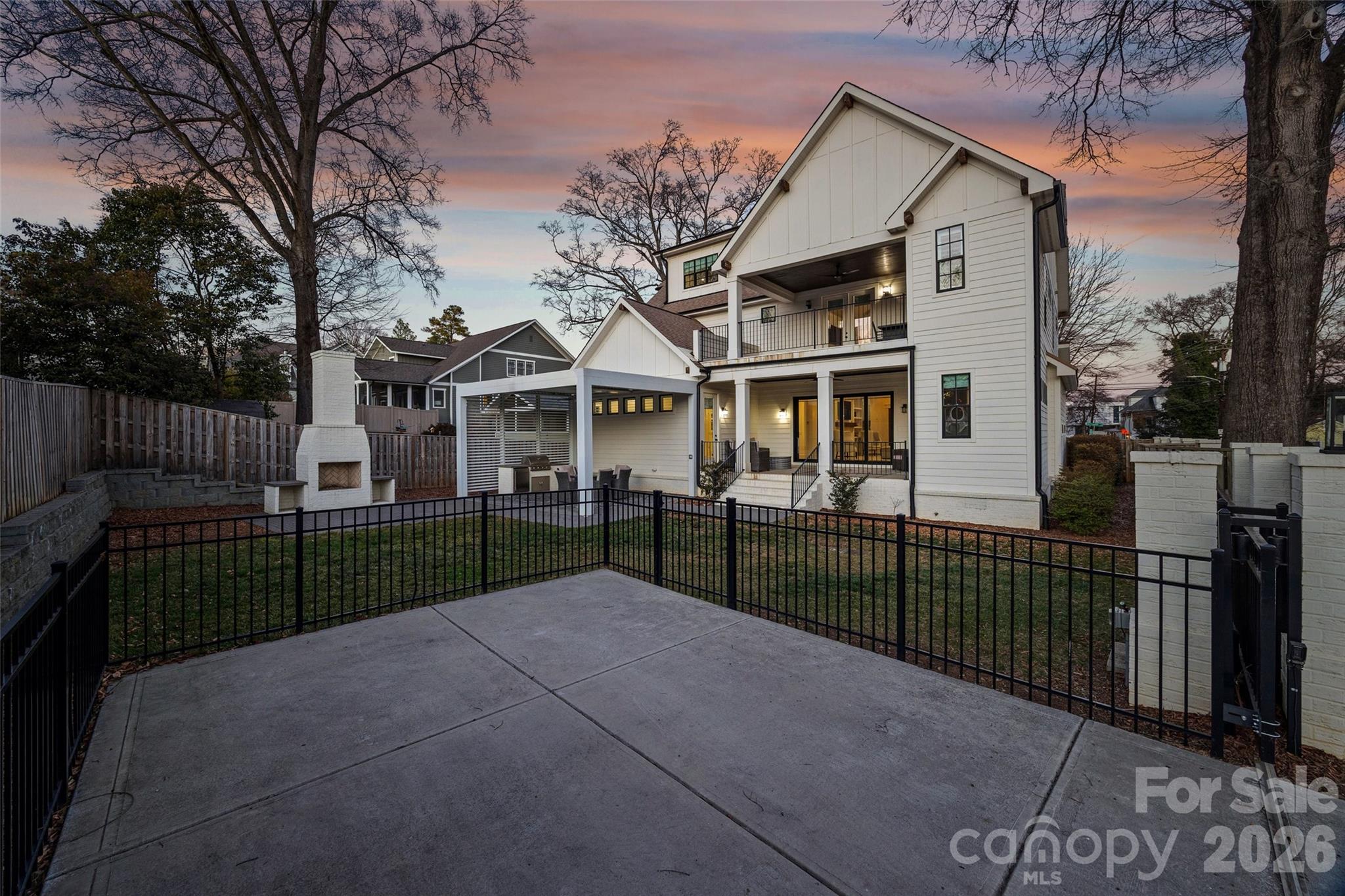 main property photo 44