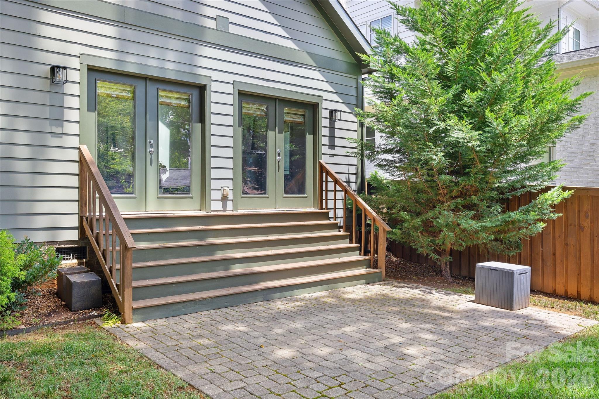 main property photo 45