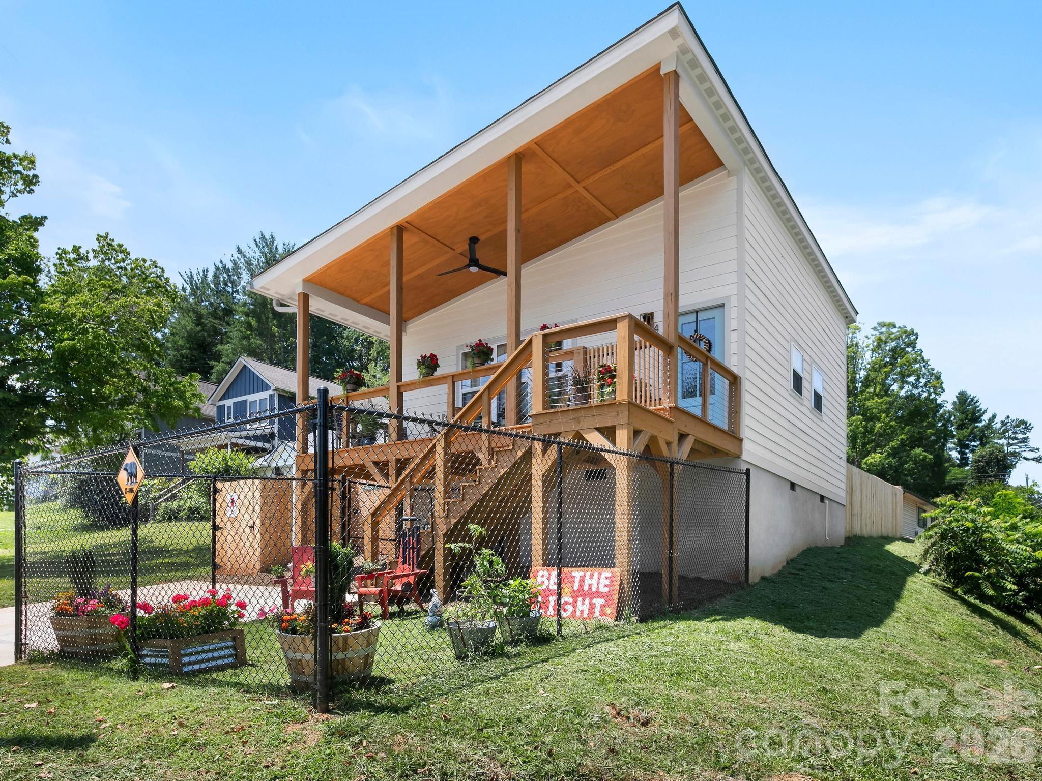 main property photo 22