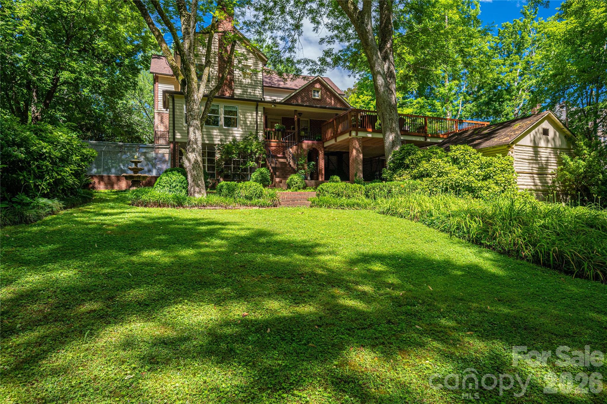 main property photo 41