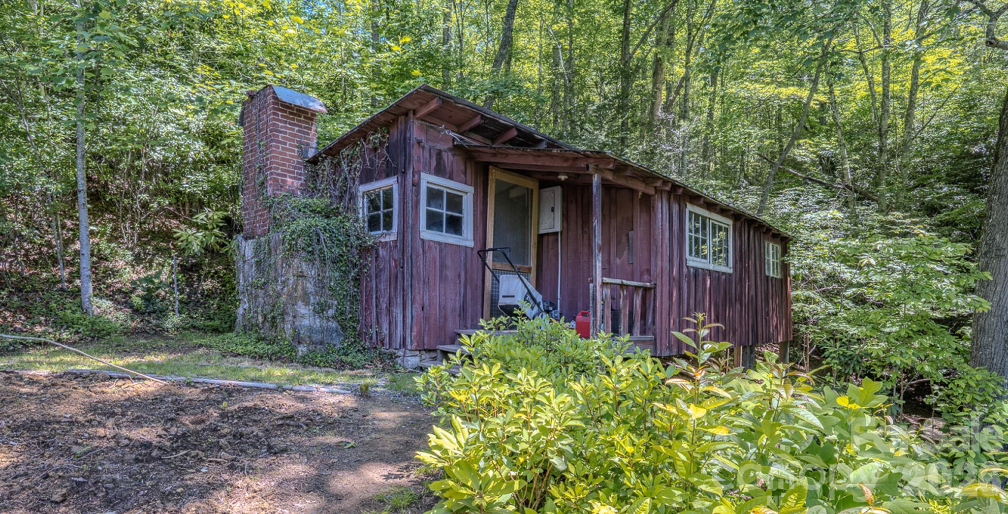 main property photo 36