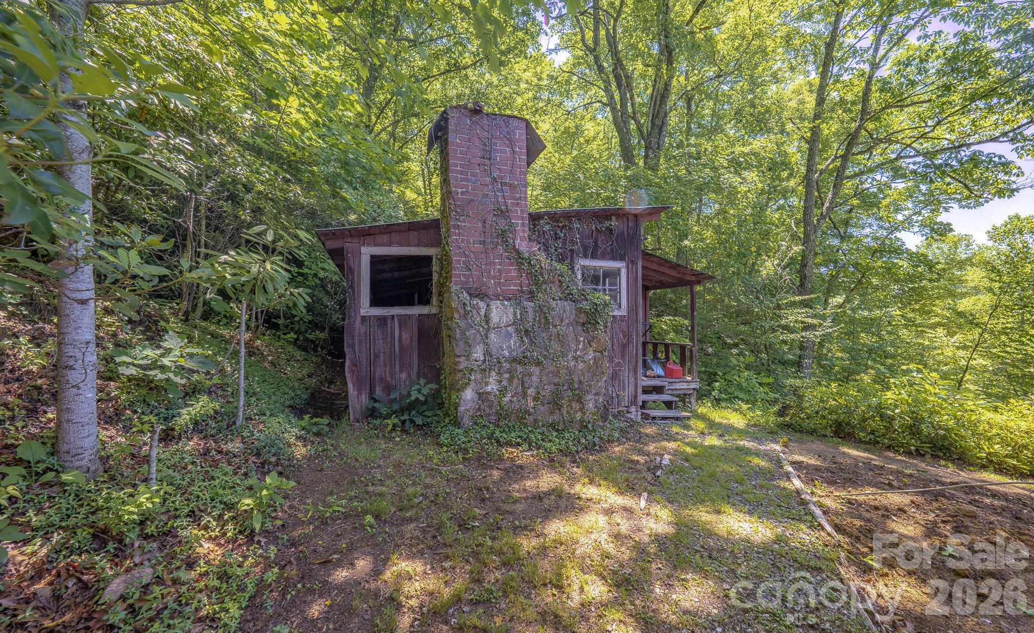 main property photo 37