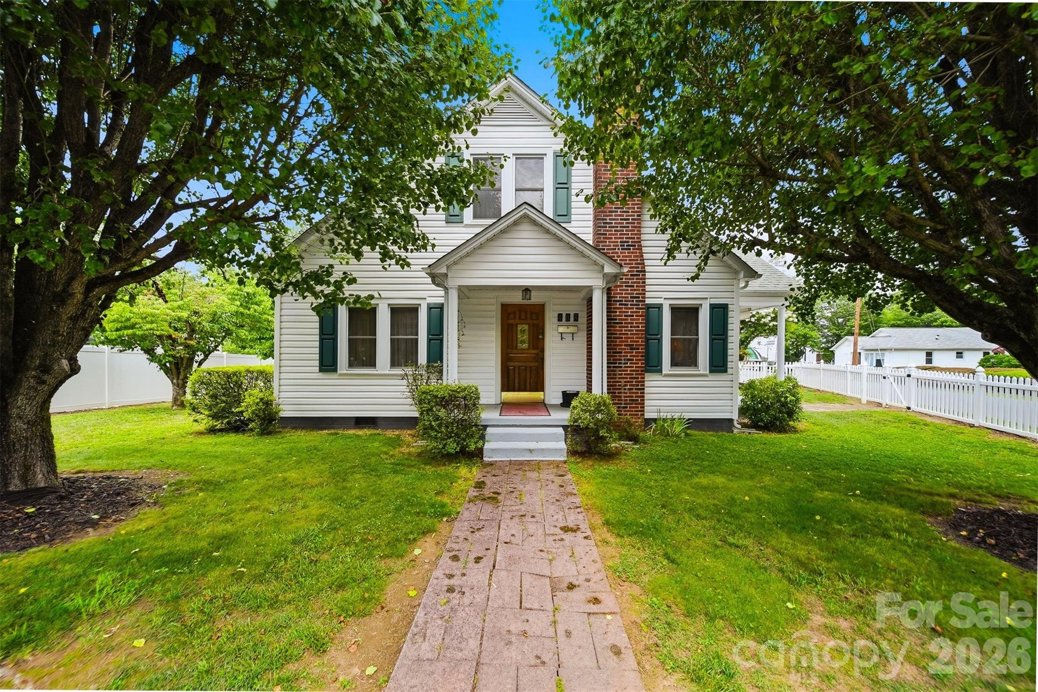 main property photo 4
