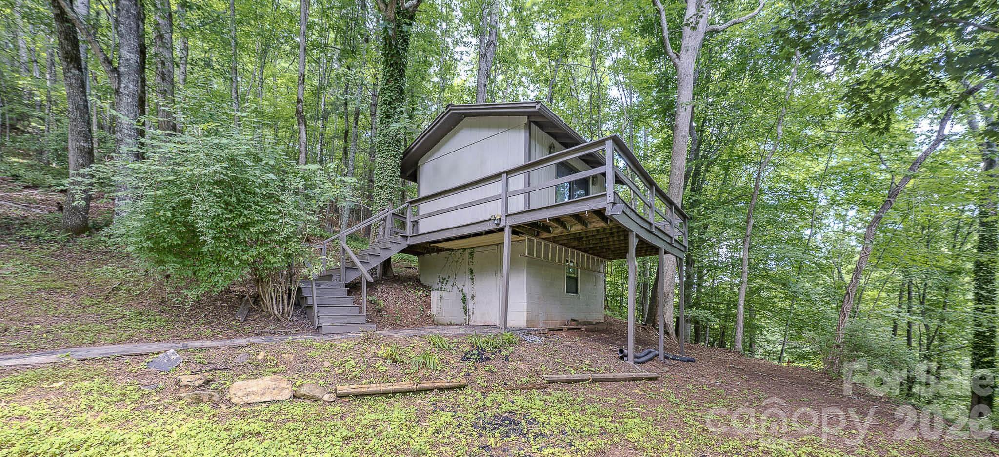 main property photo 37