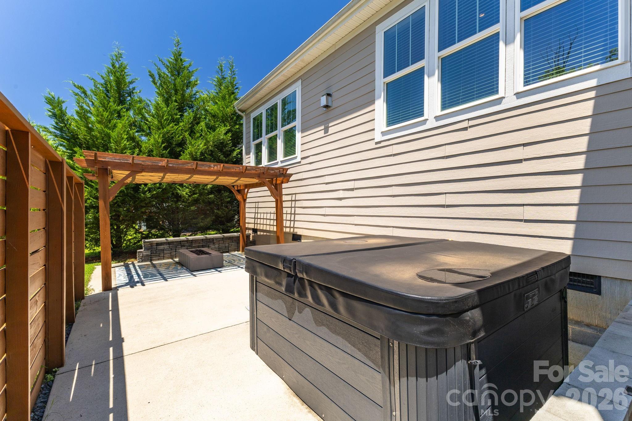 main property photo 38