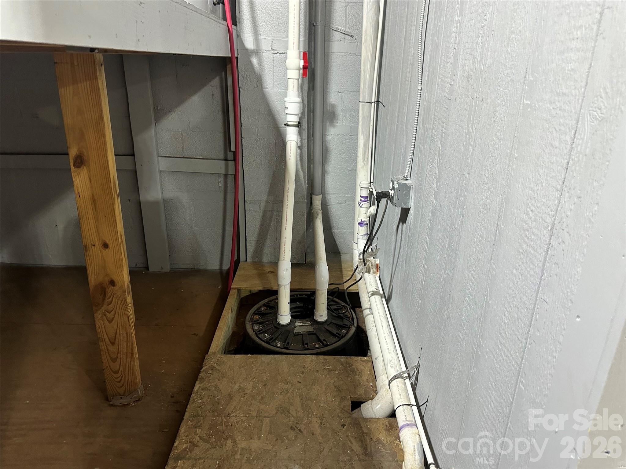 main property photo 40