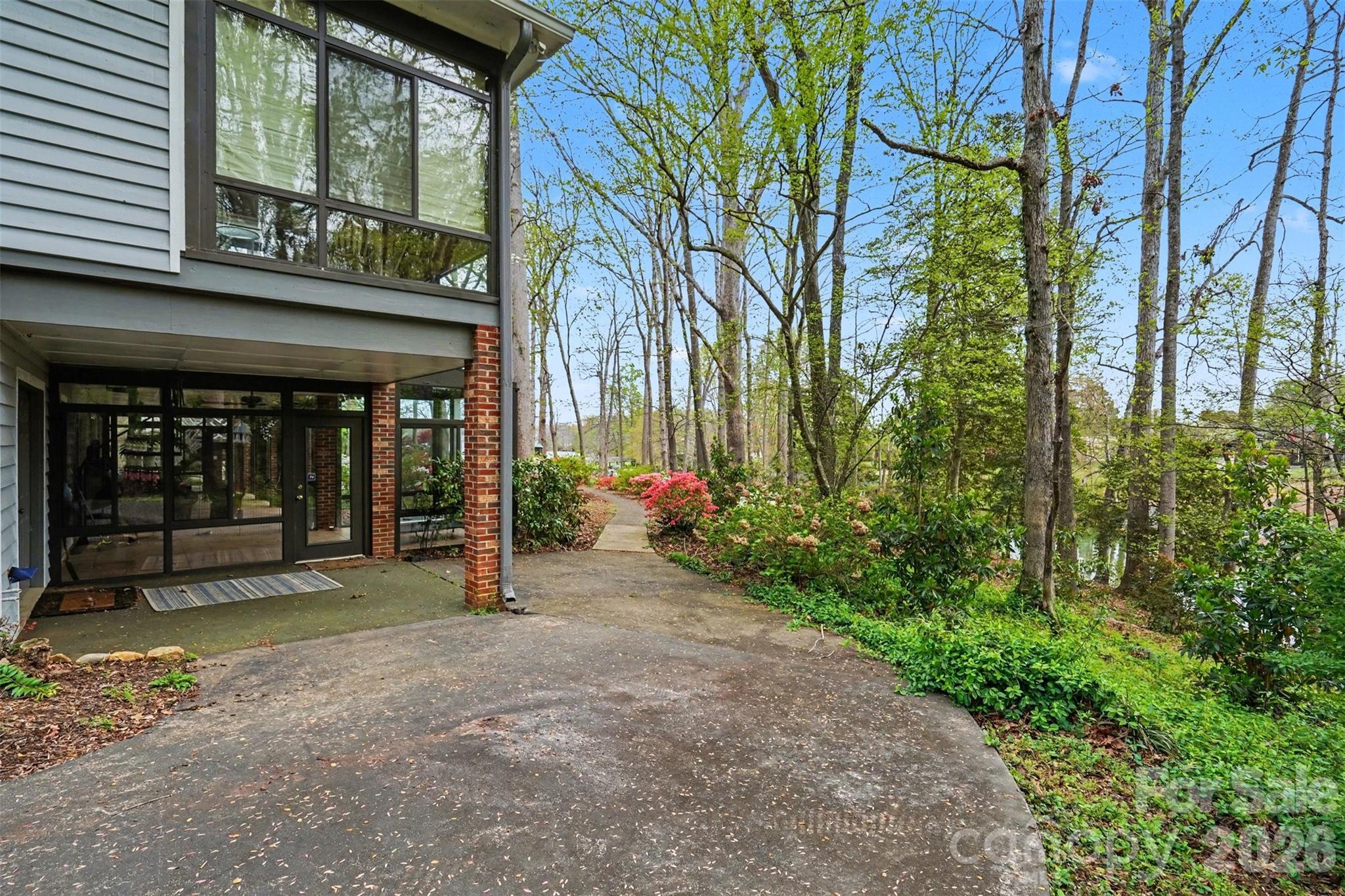 main property photo 43