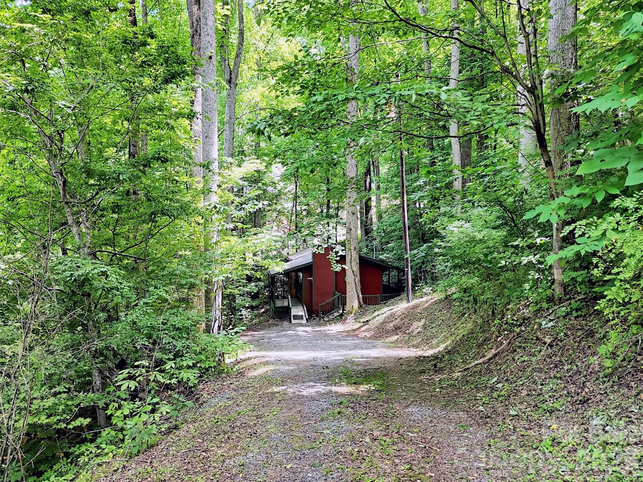 main property photo 16