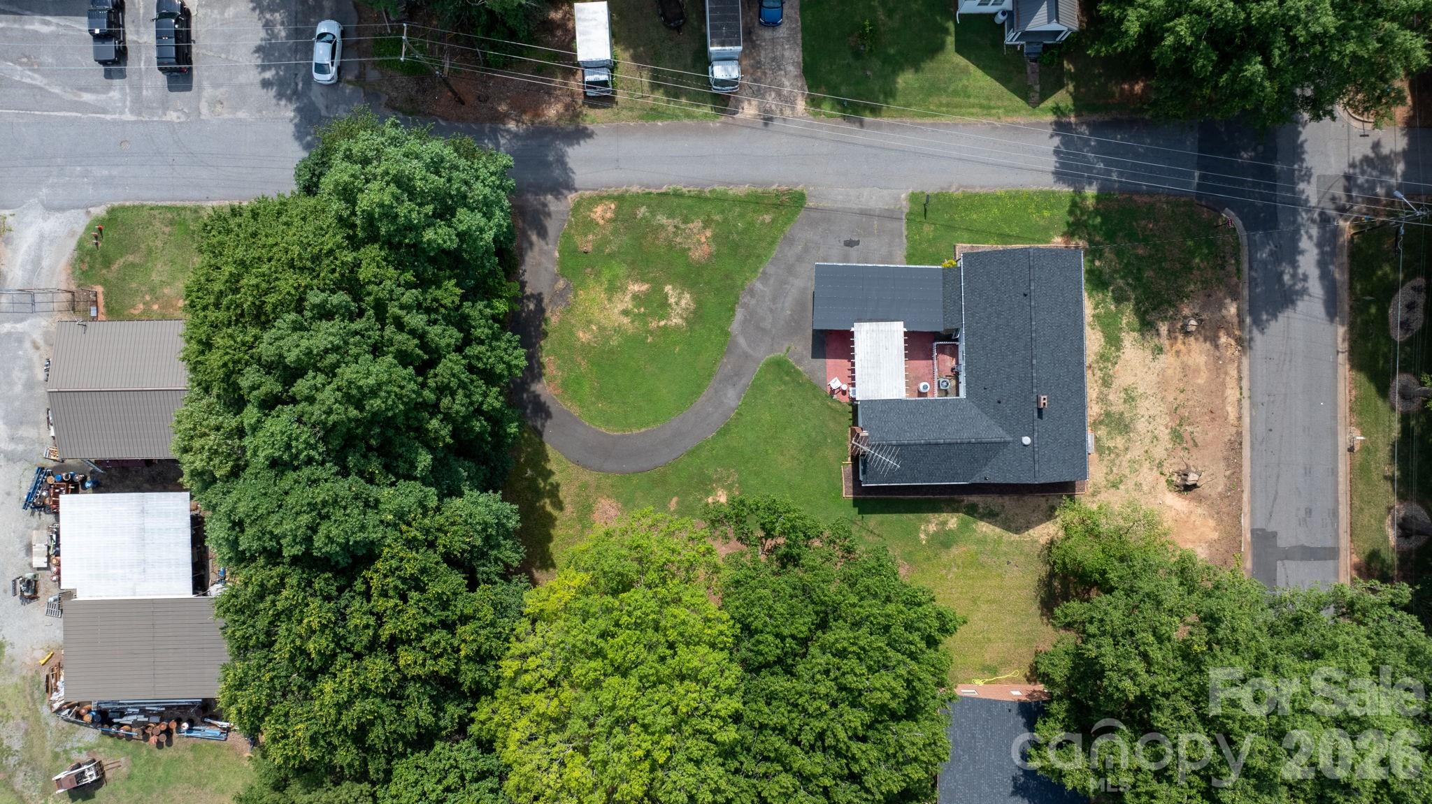 main property photo 41