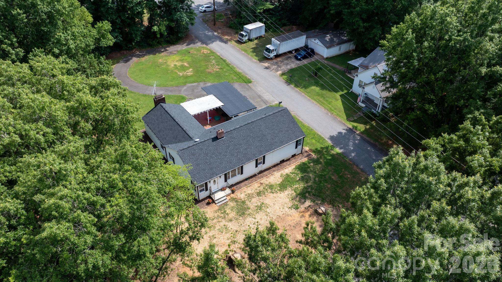 main property photo 43