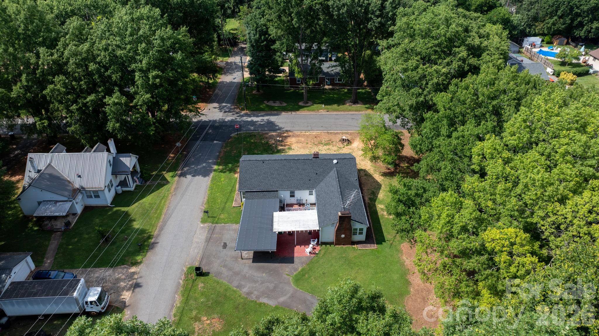 main property photo 45