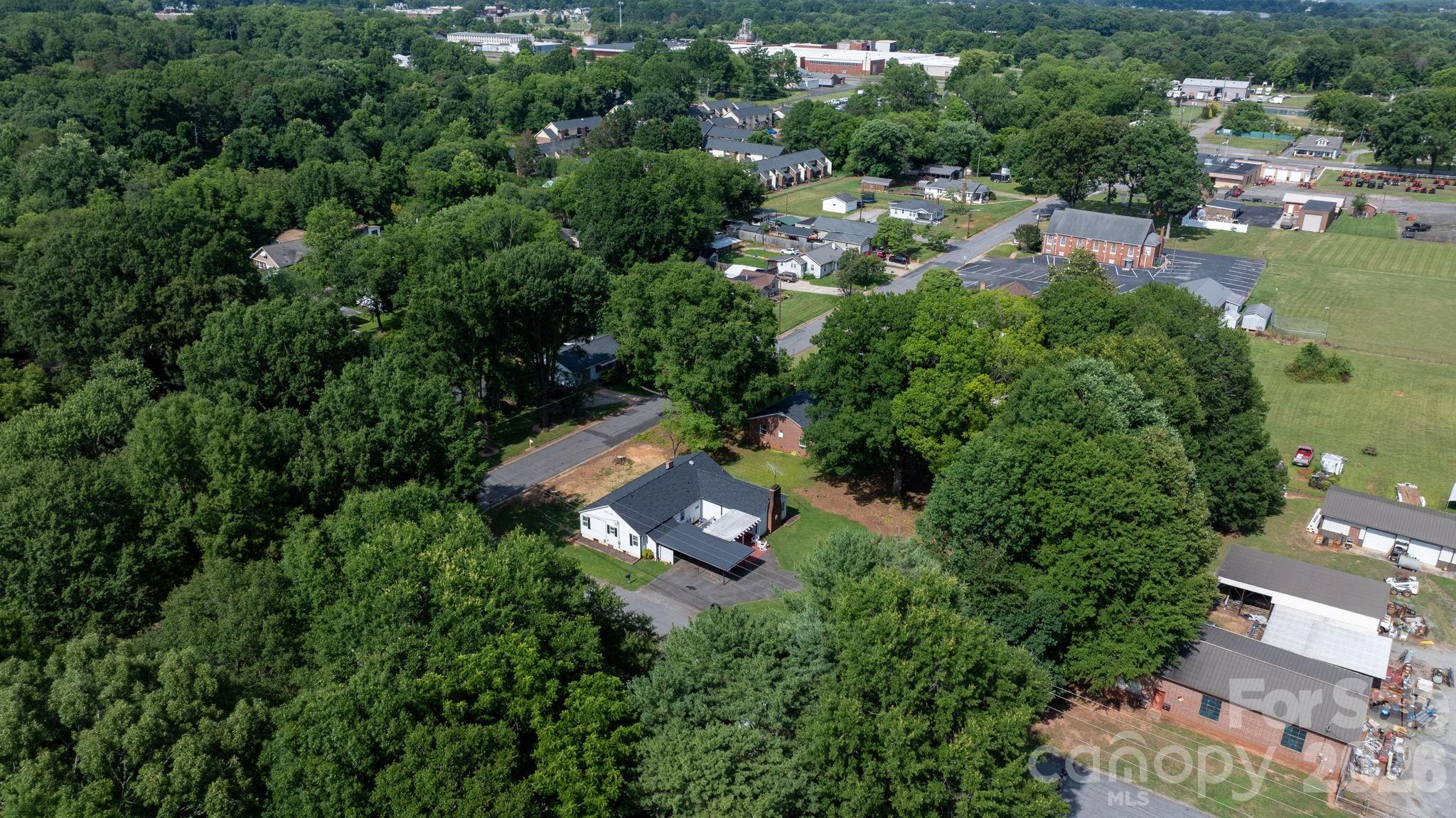 main property photo 46