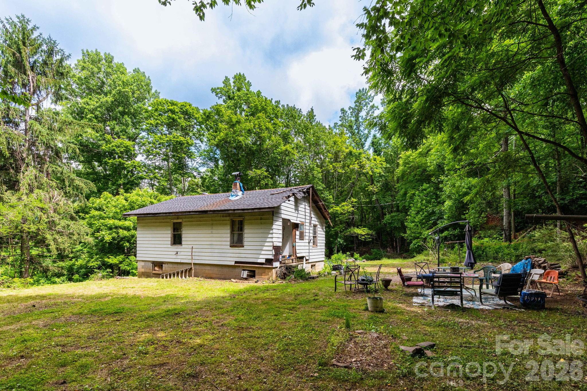 main property photo 7