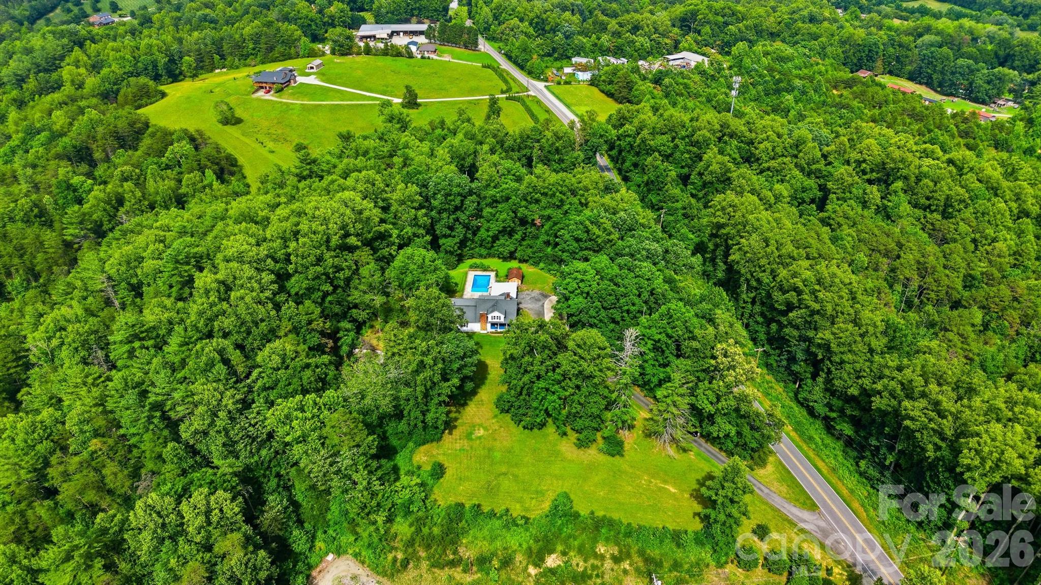 main property photo 34