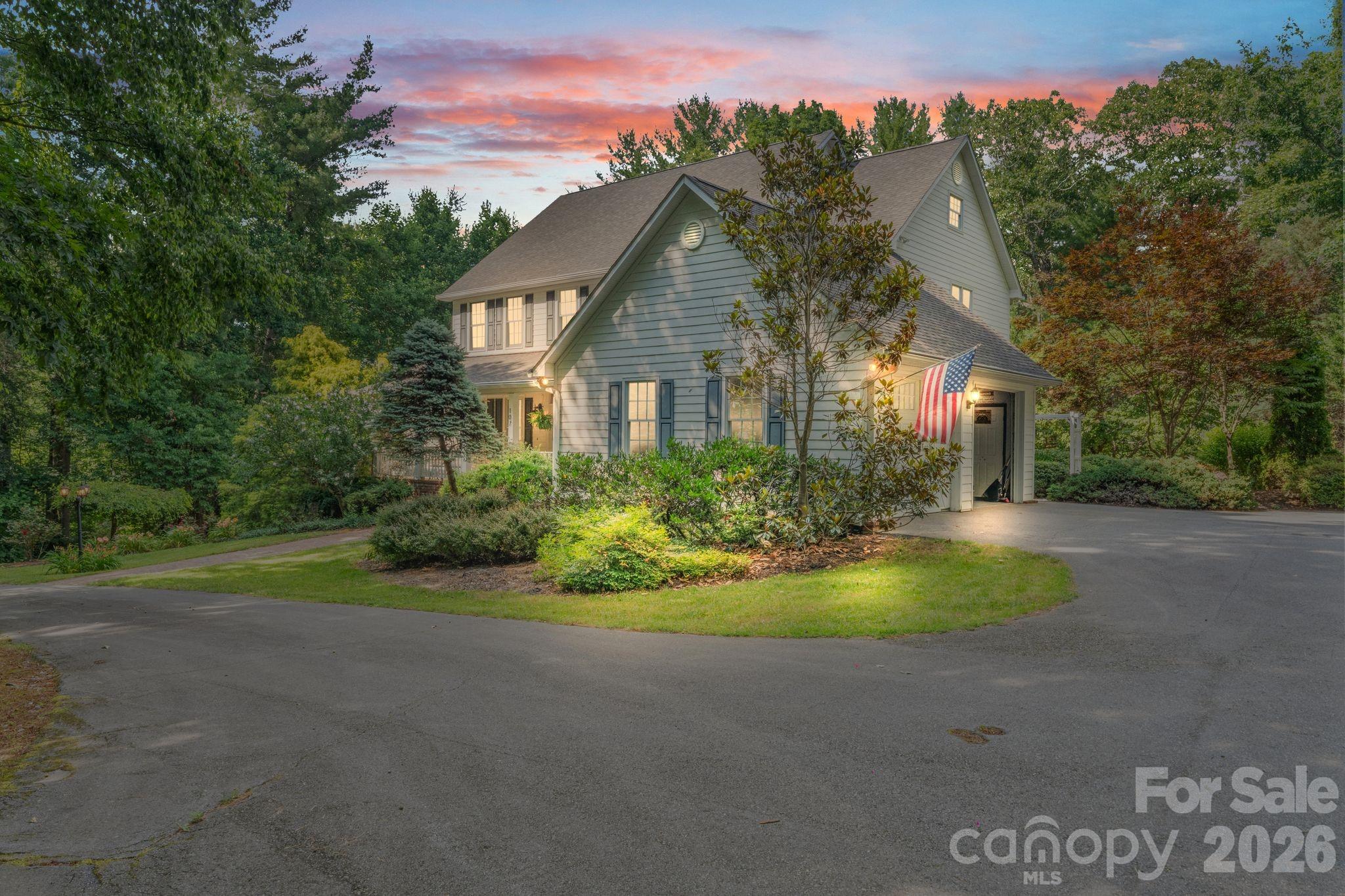 main property photo 13