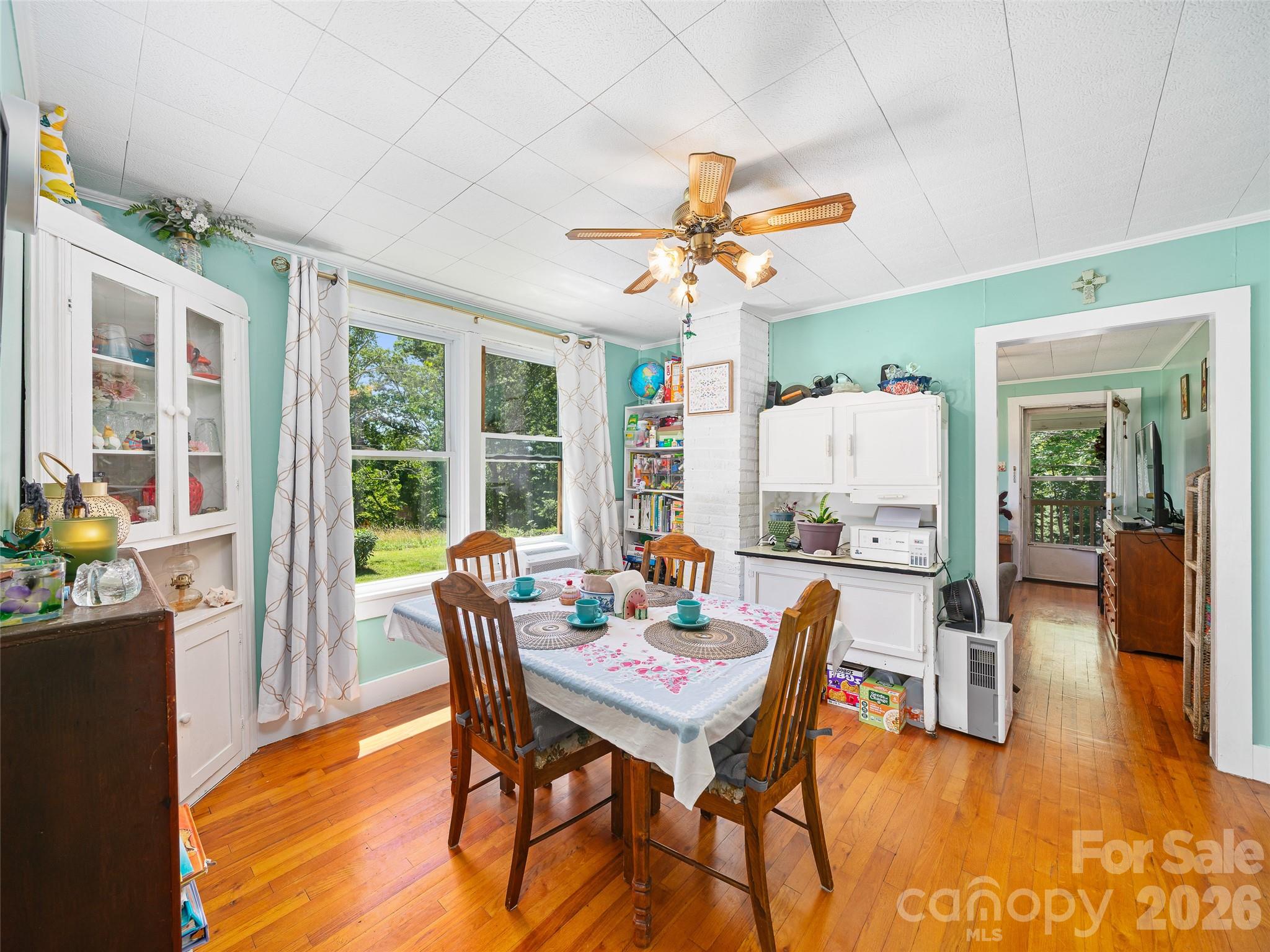 main property photo 38