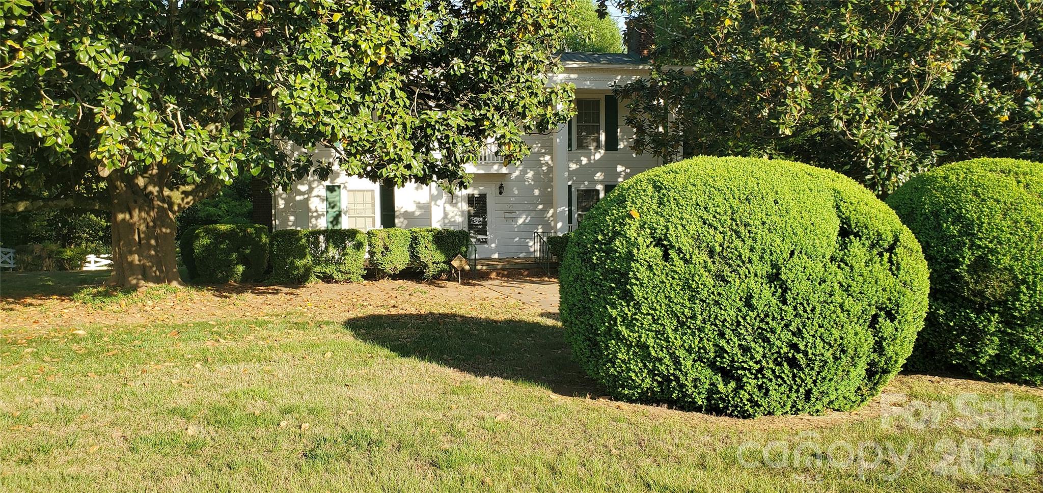 main property photo 22