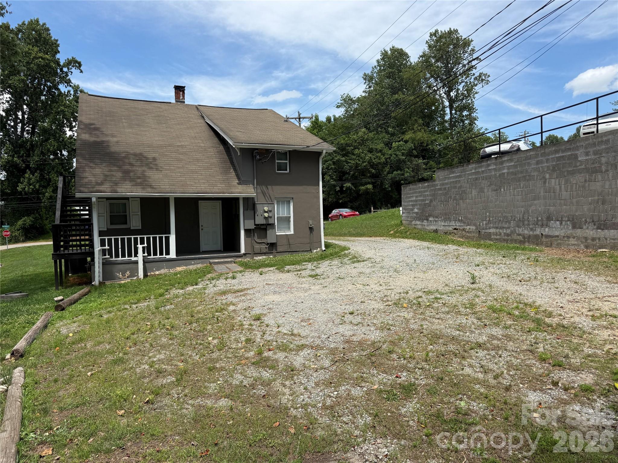 main property photo 2