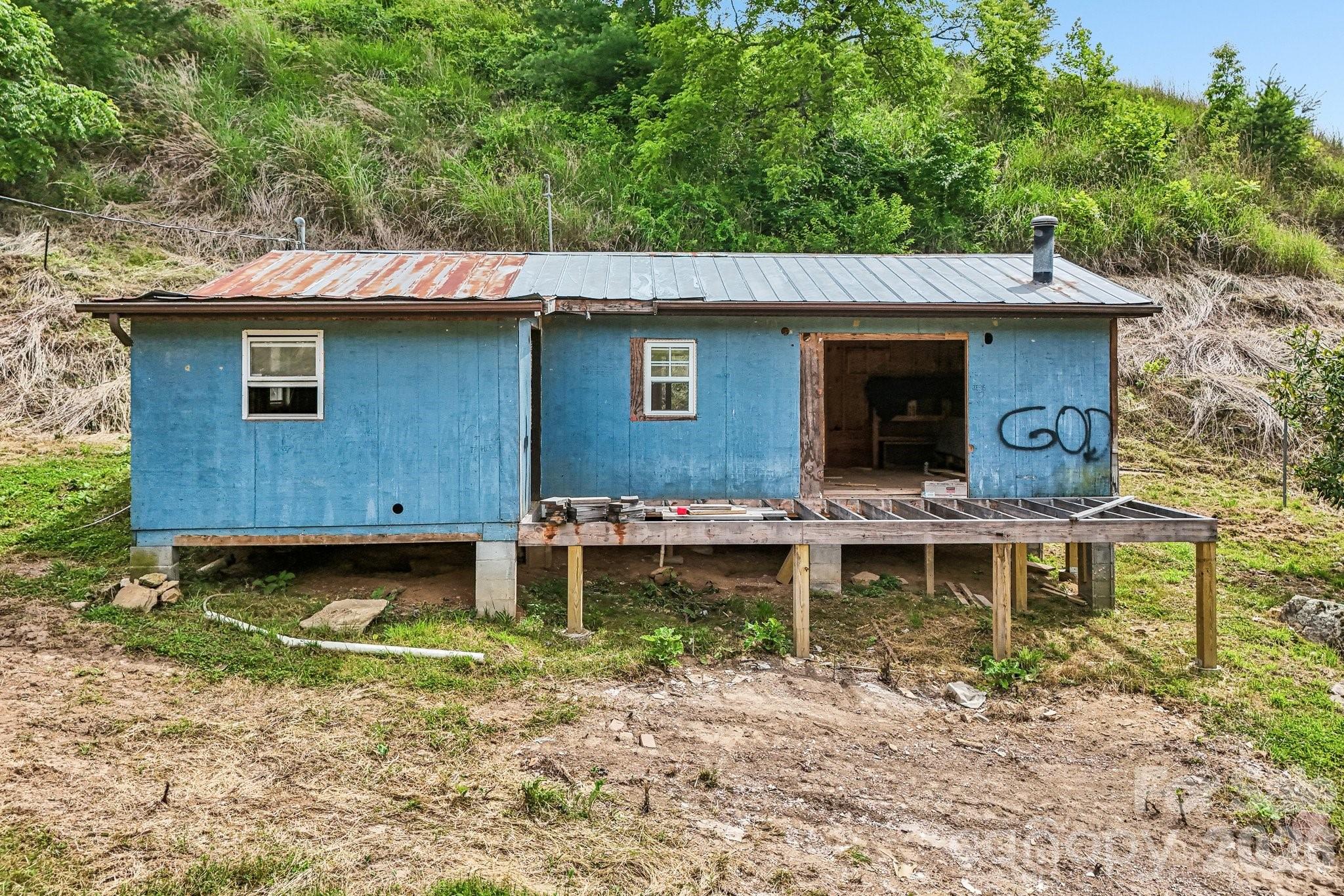 main property photo 24