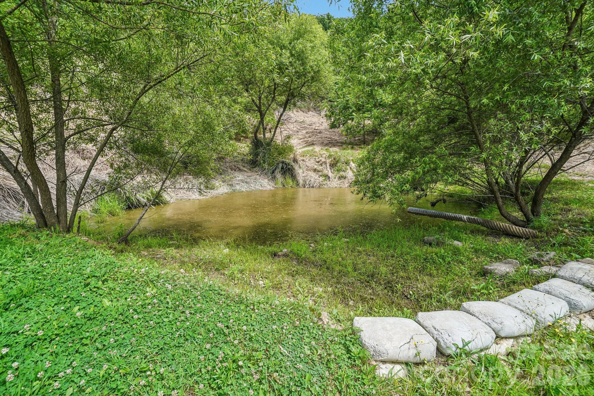 main property photo 35