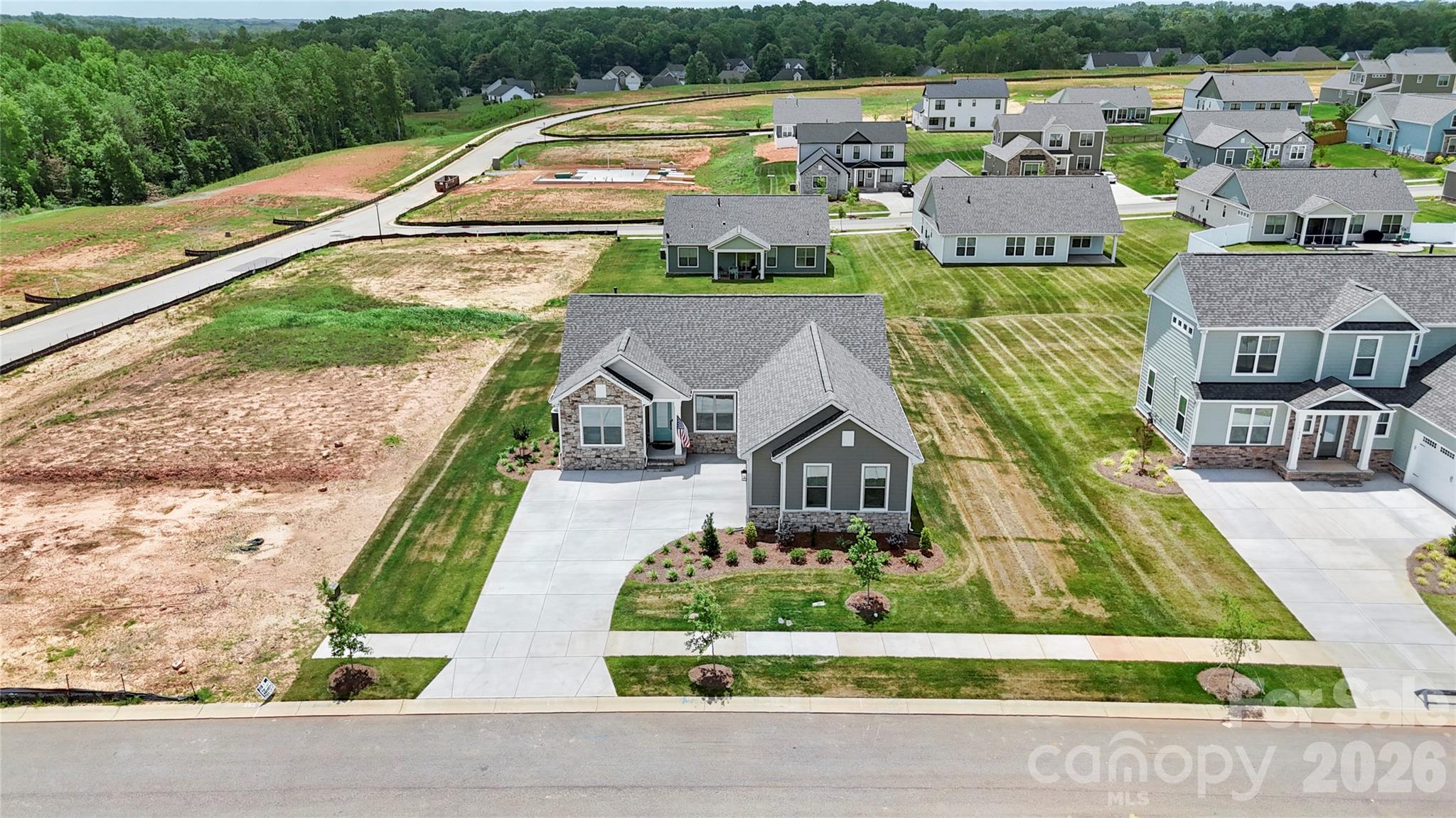 main property photo 45
