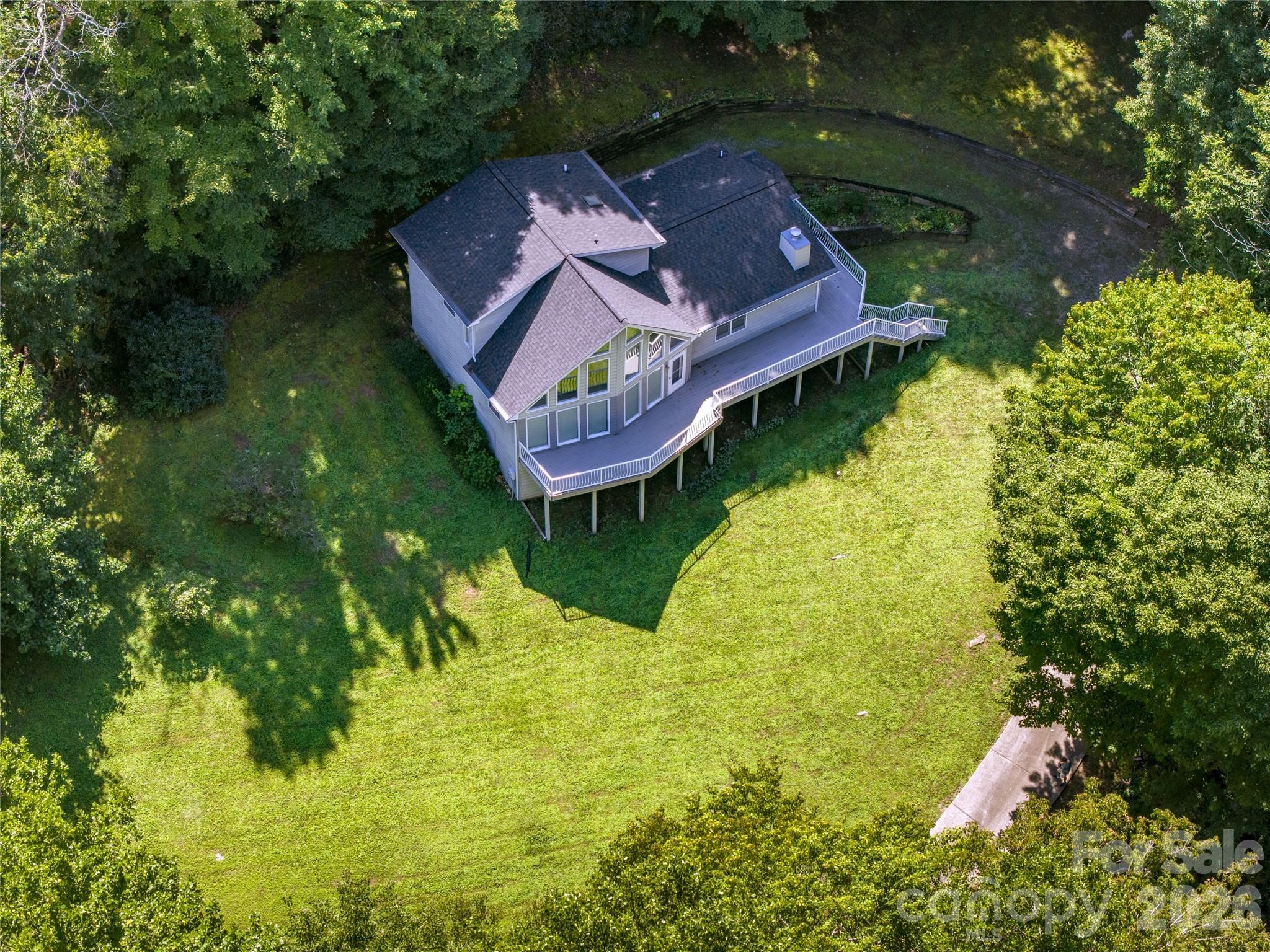 main property photo 45