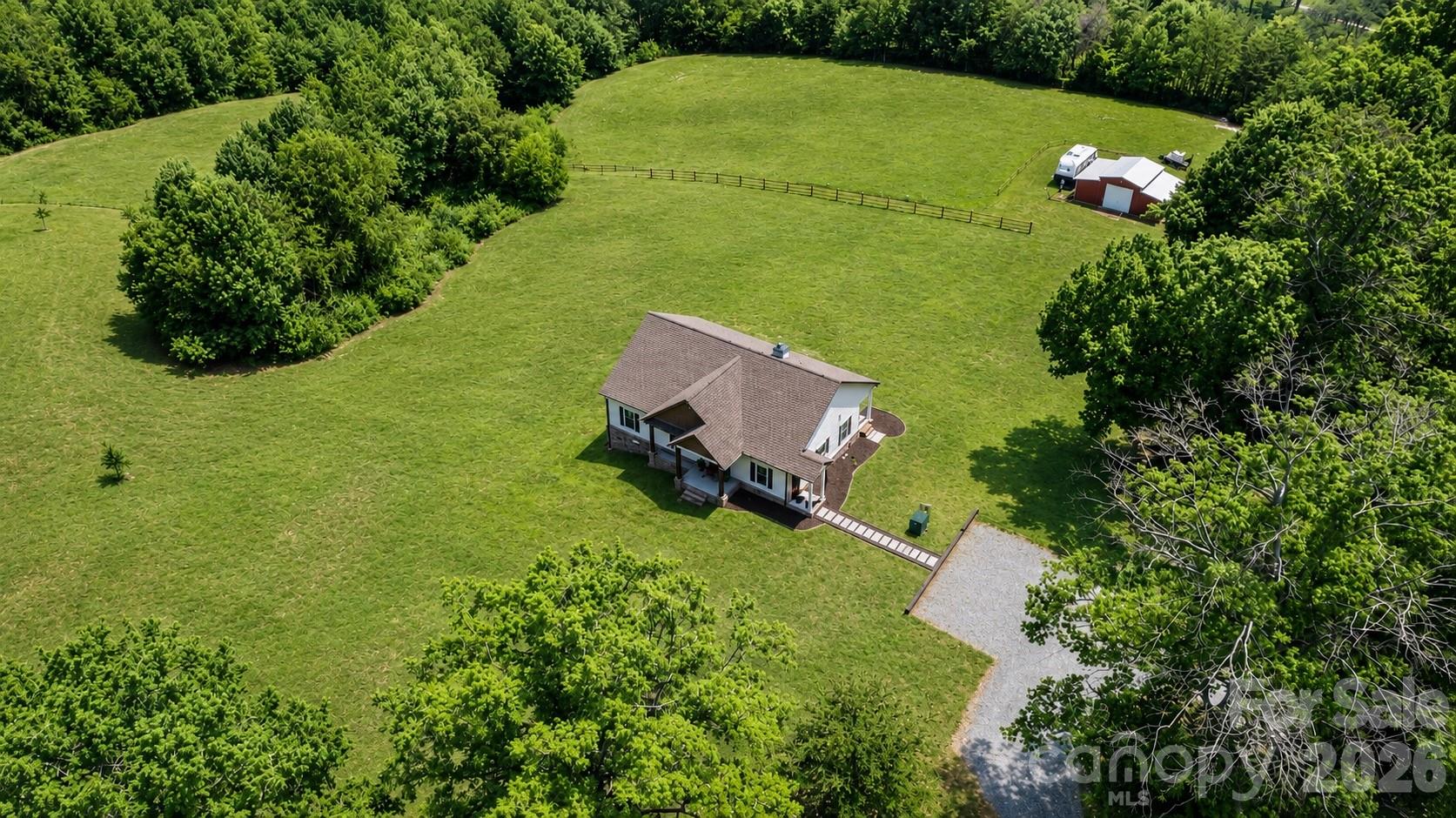 main property photo 11