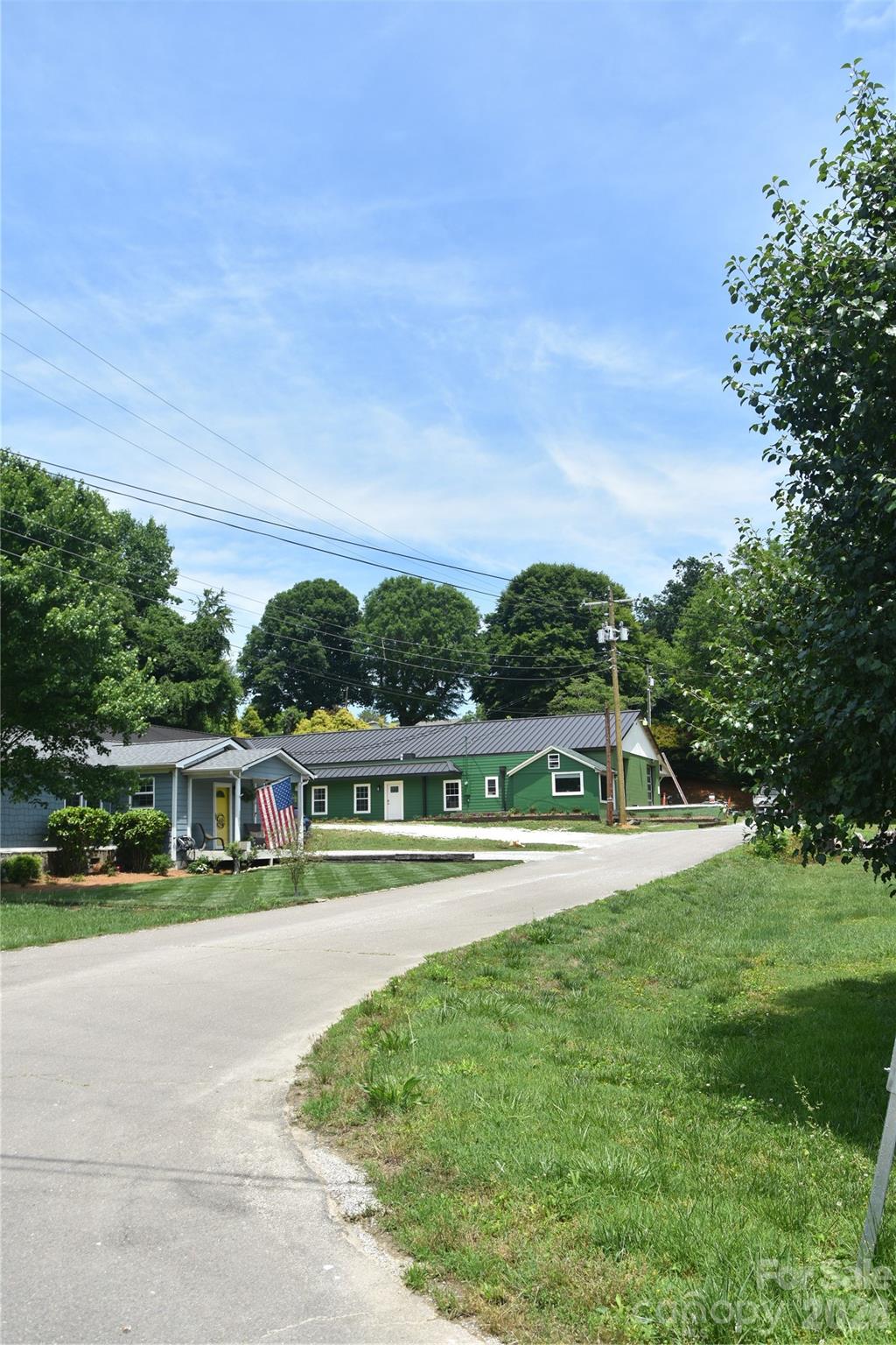 main property photo 11
