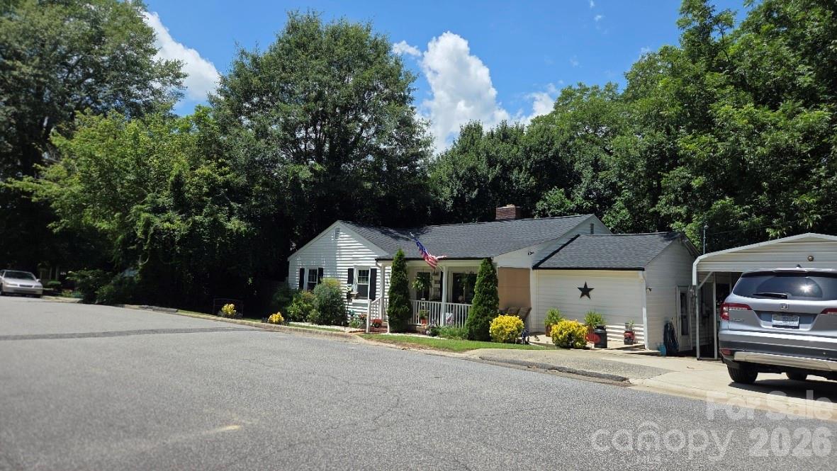 main property photo 32