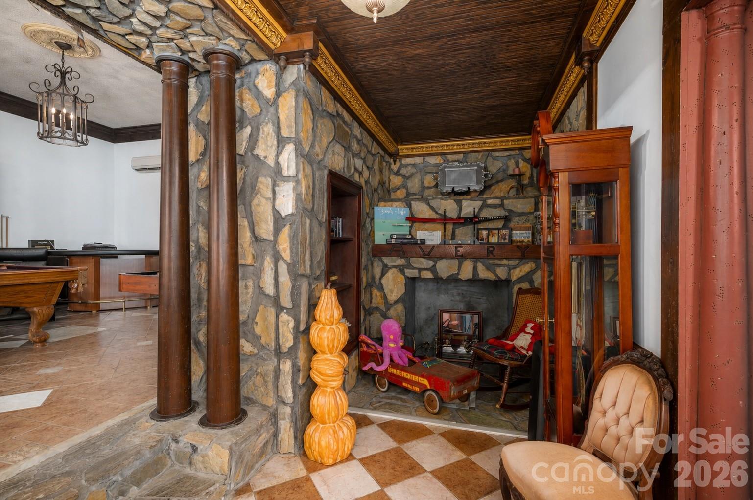 main property photo 32