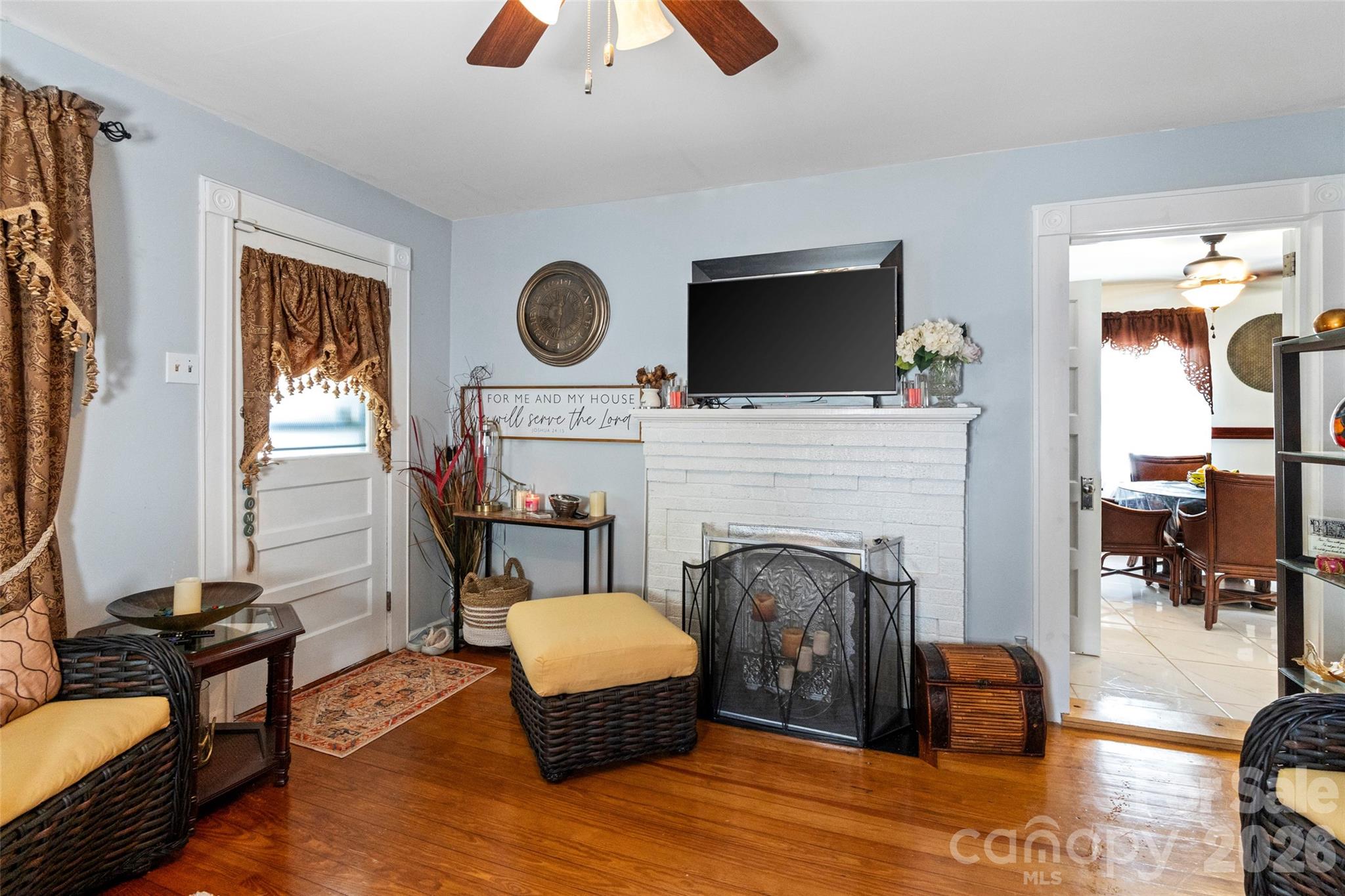 main property photo 7
