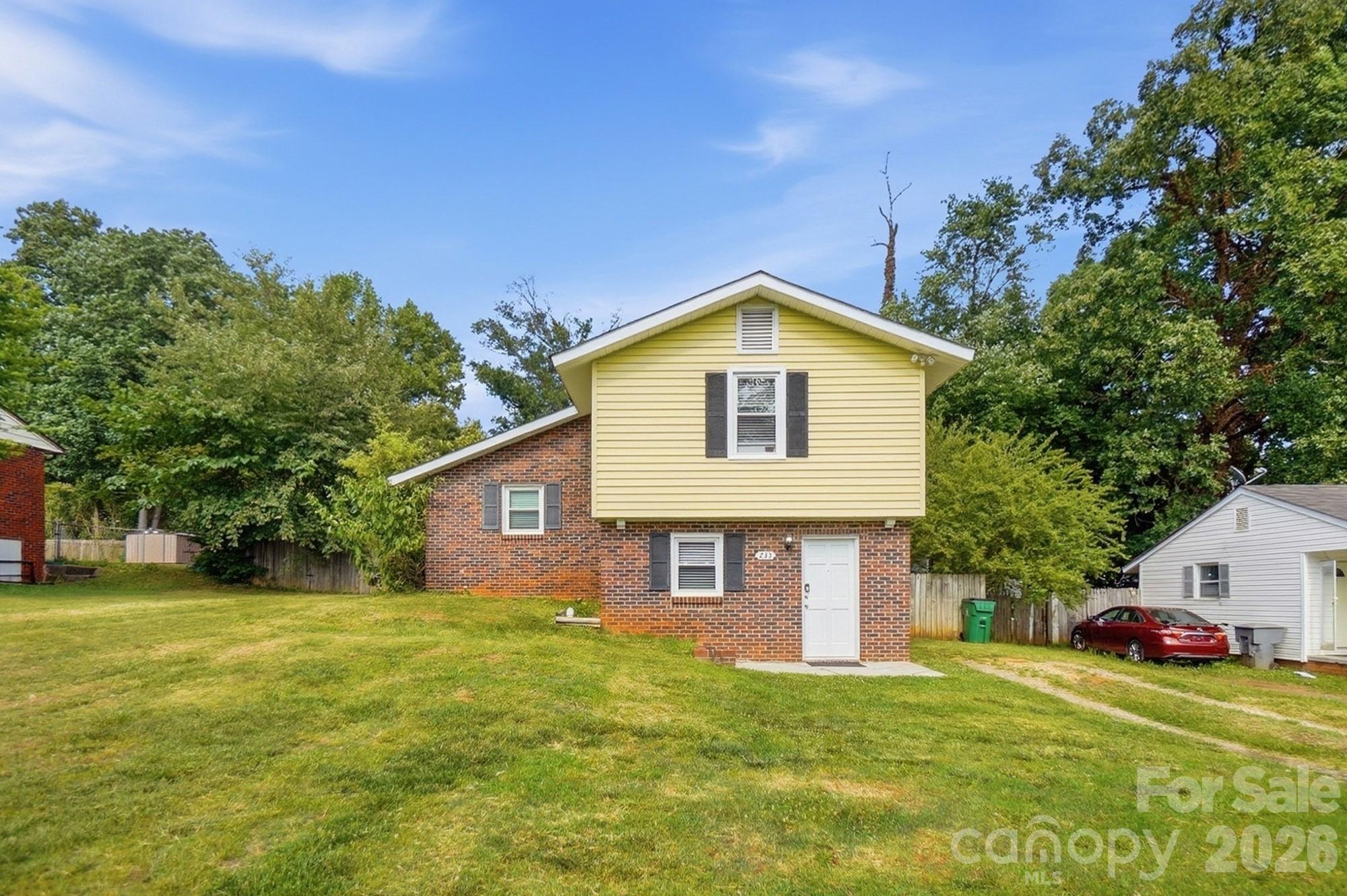 main property photo 30