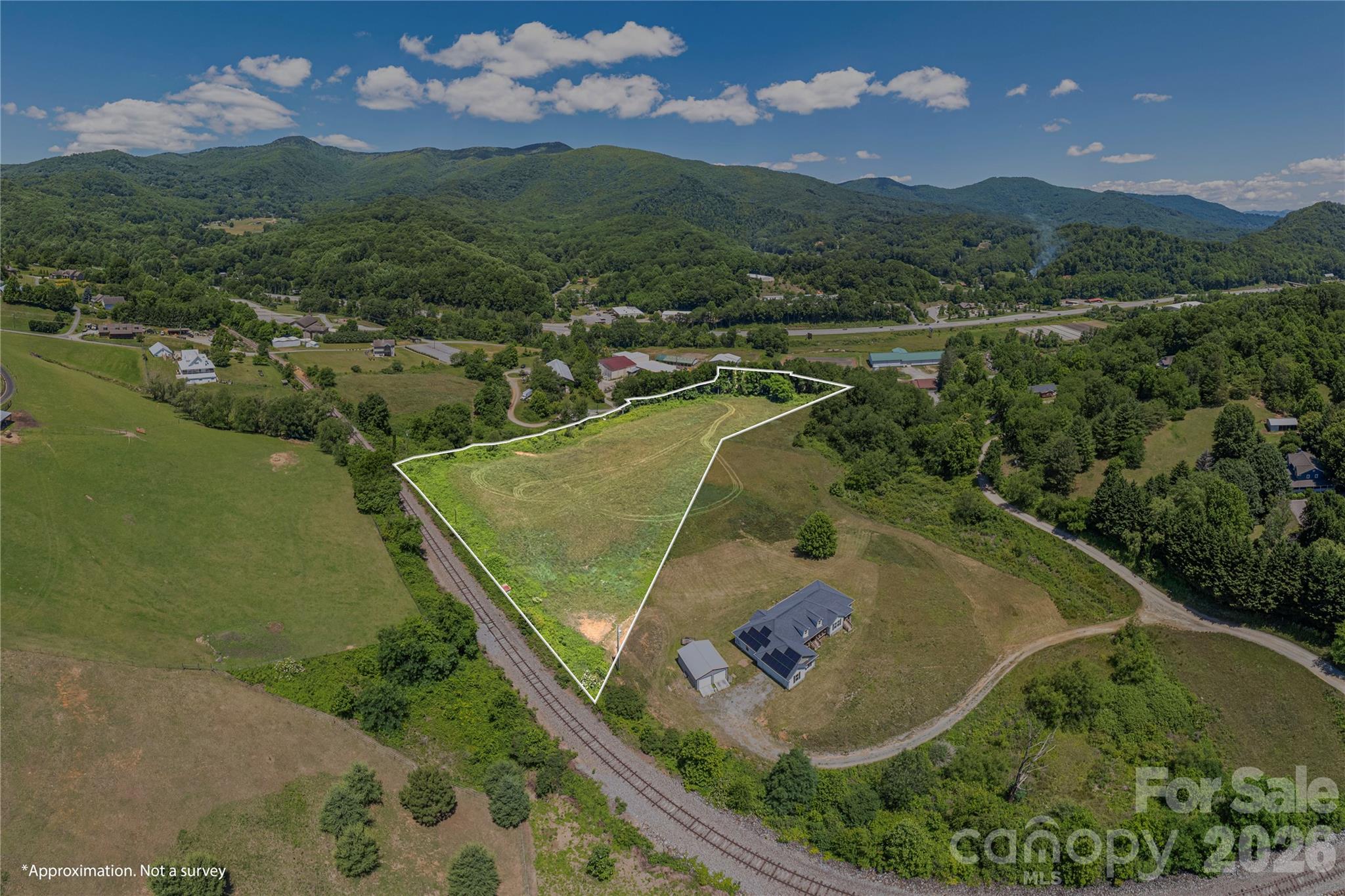 main property photo 6