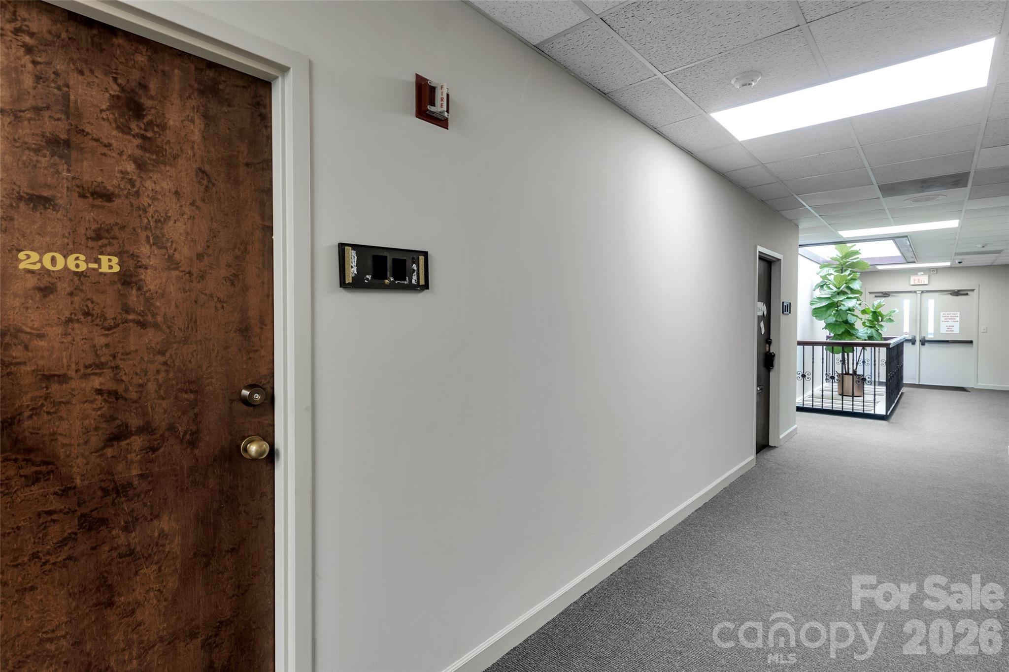 main property photo 10