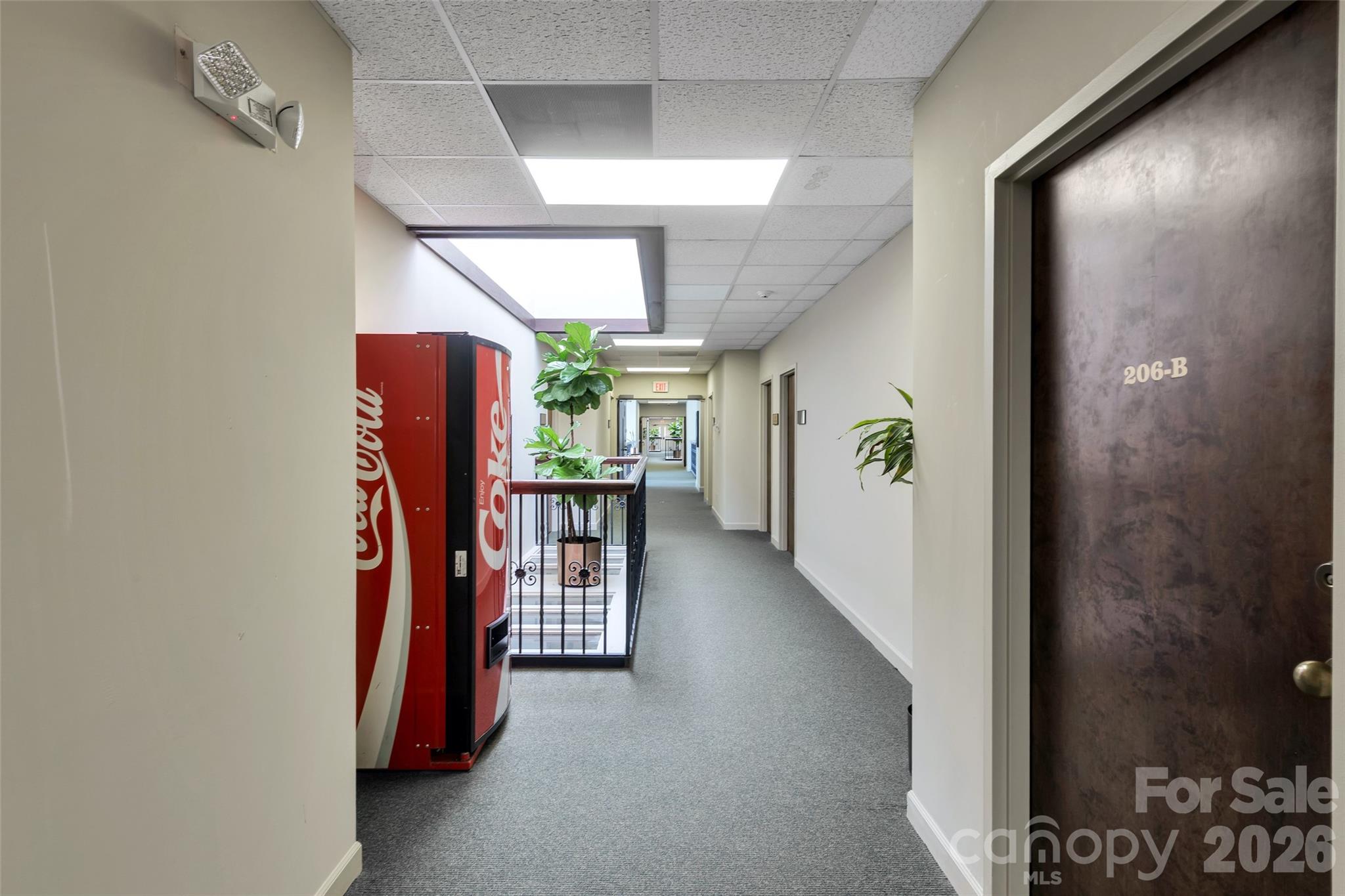 main property photo 6