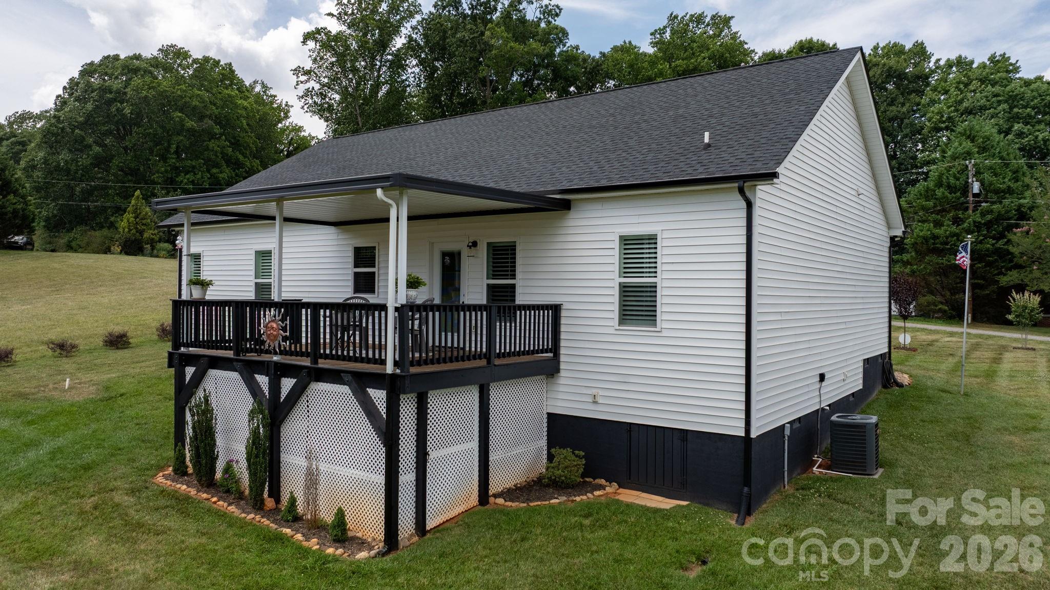 main property photo 32