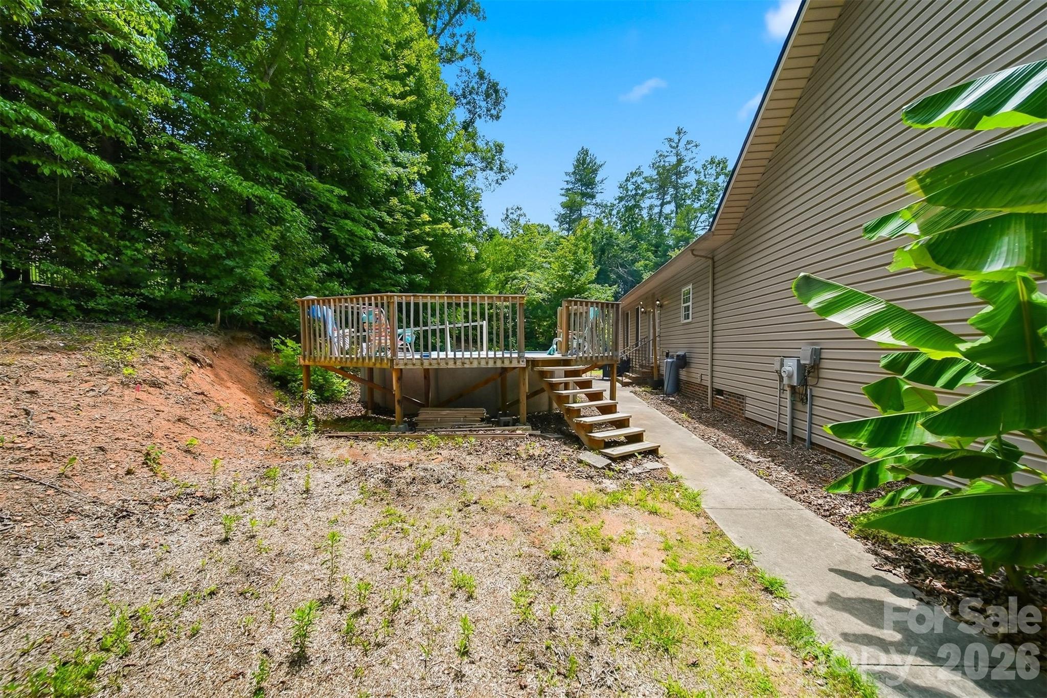 main property photo 37