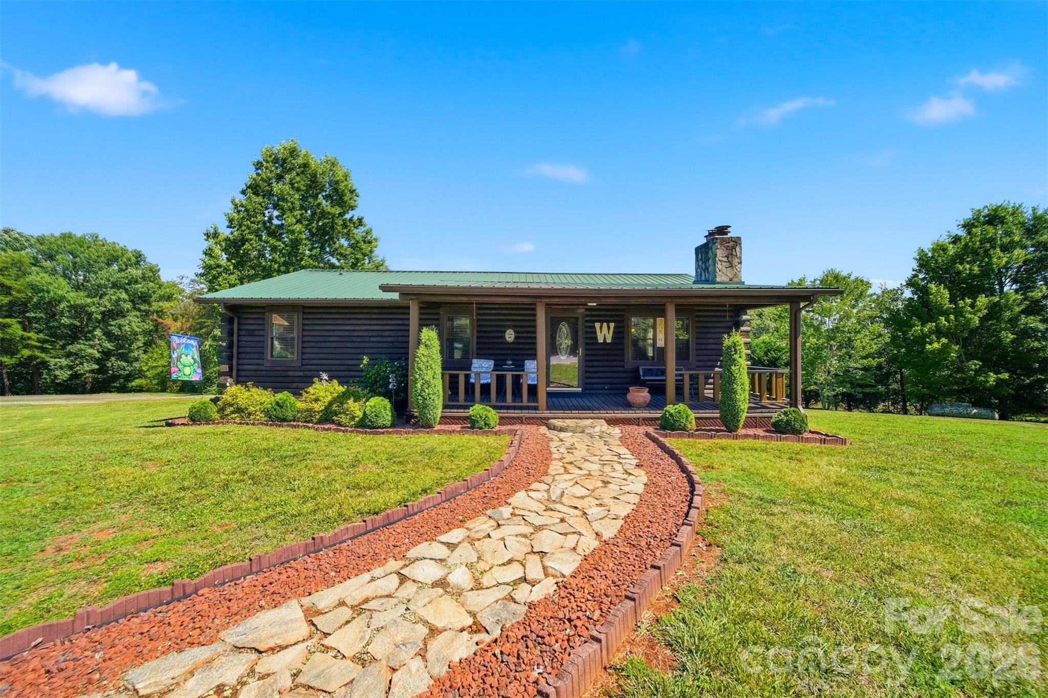 main property photo 28