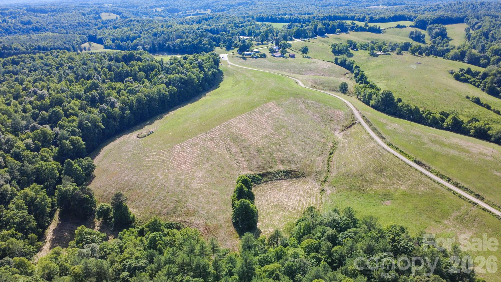 main property photo 10