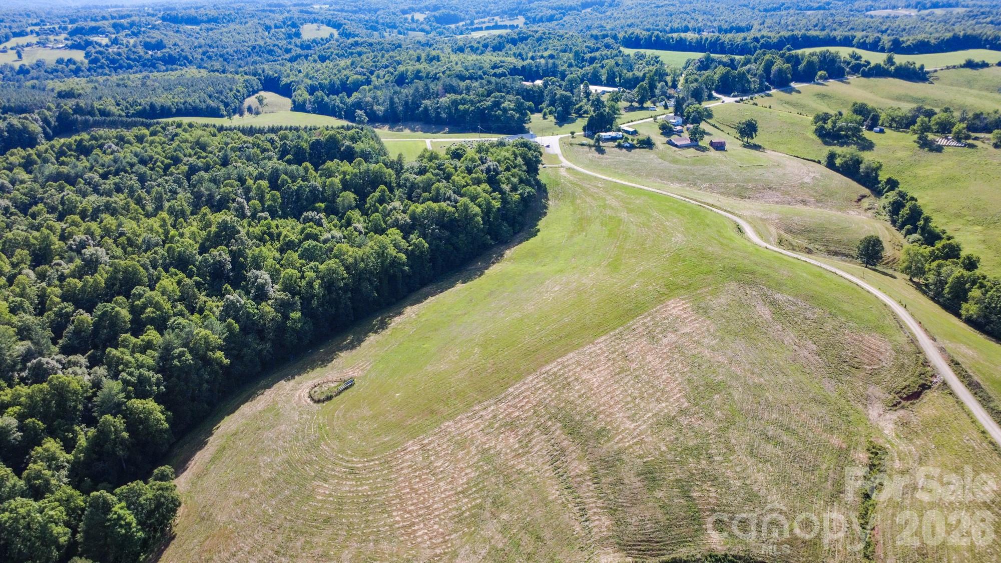 main property photo 9