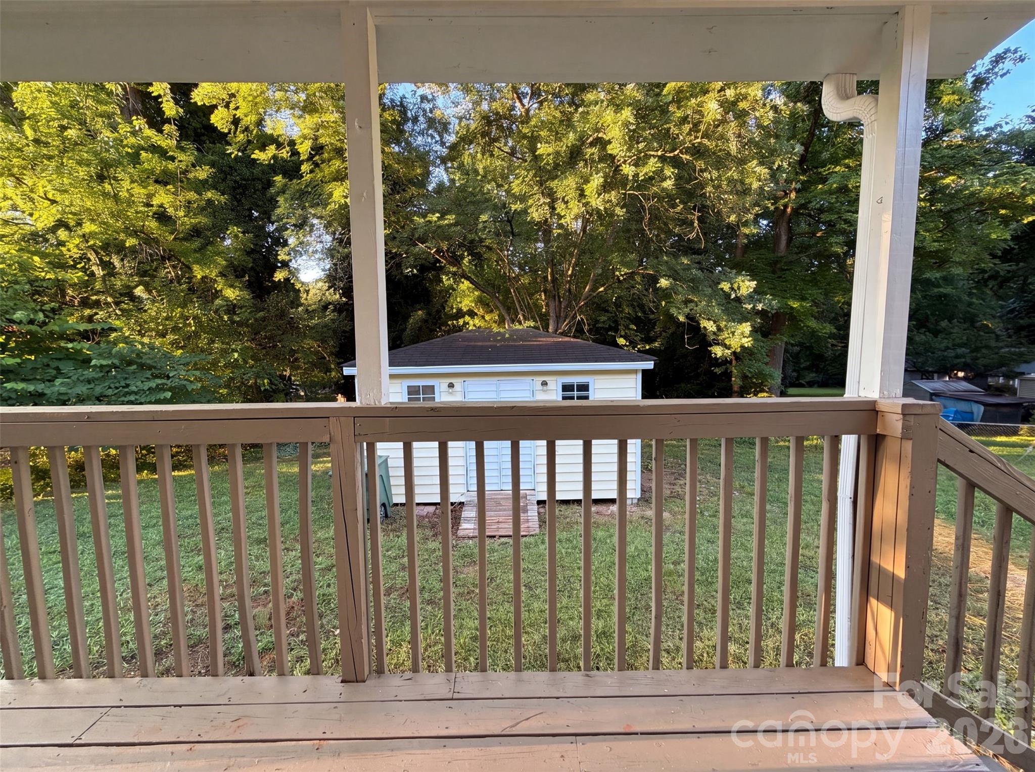 main property photo 11