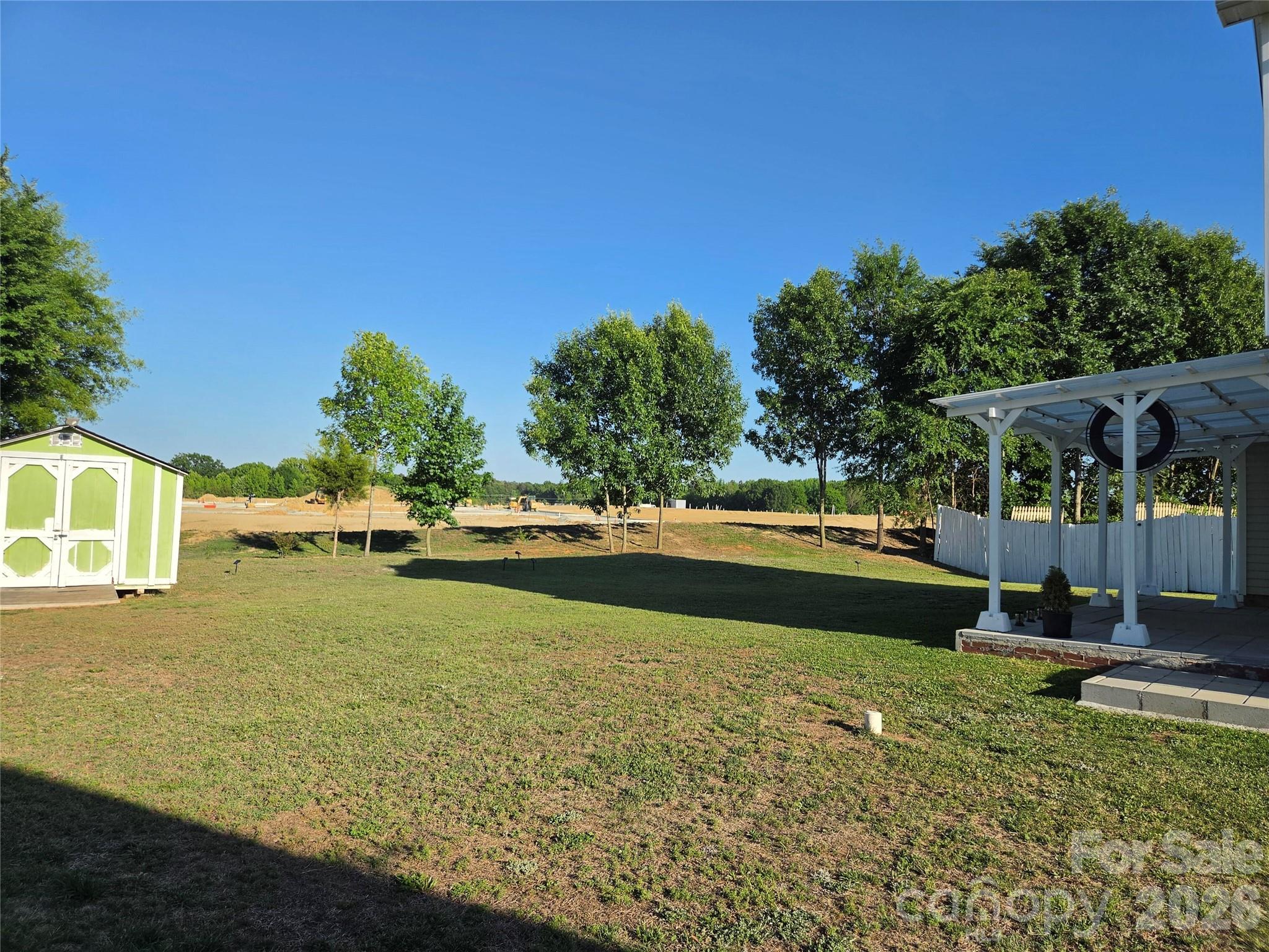 main property photo 10