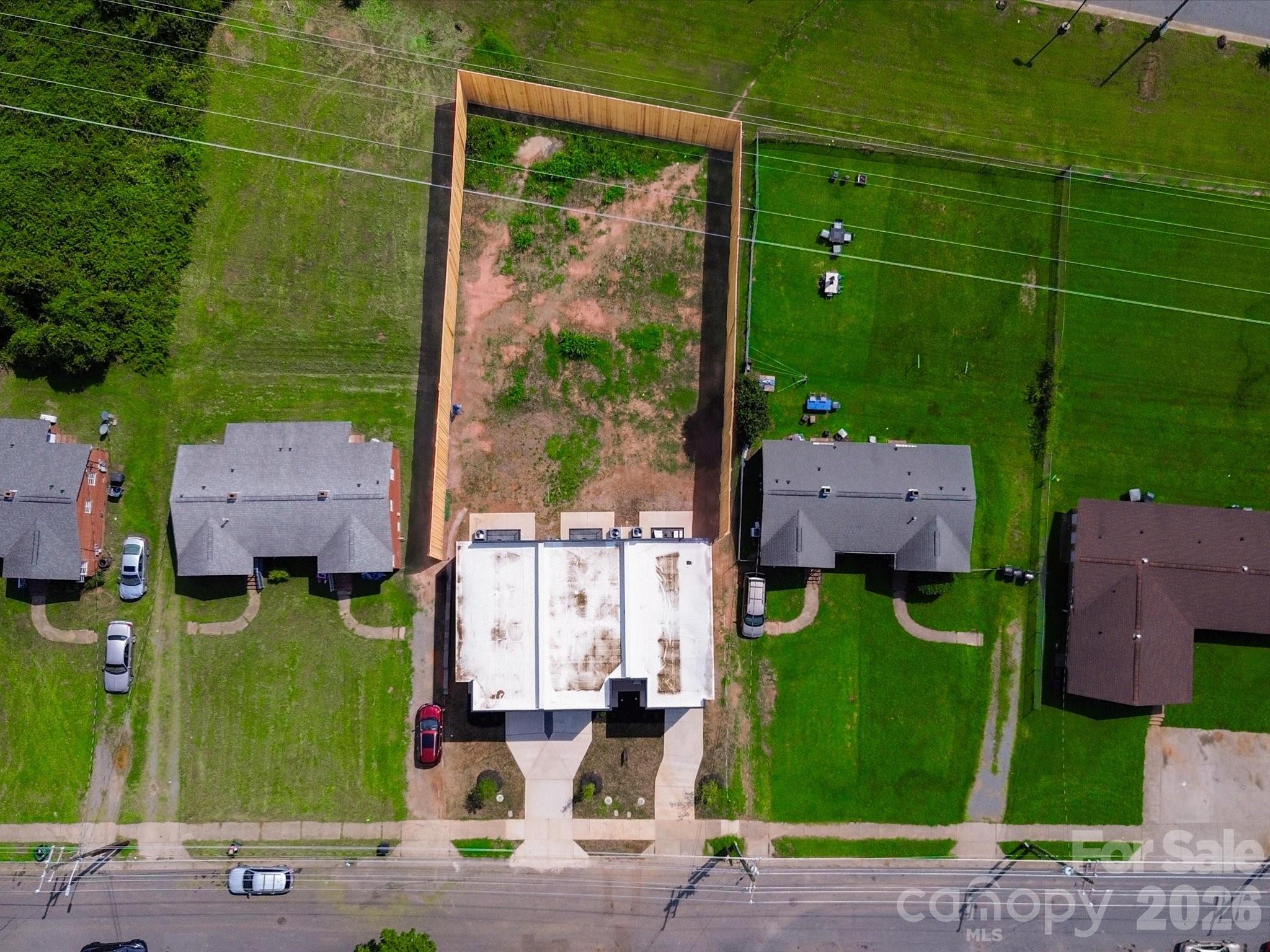 main property photo 32