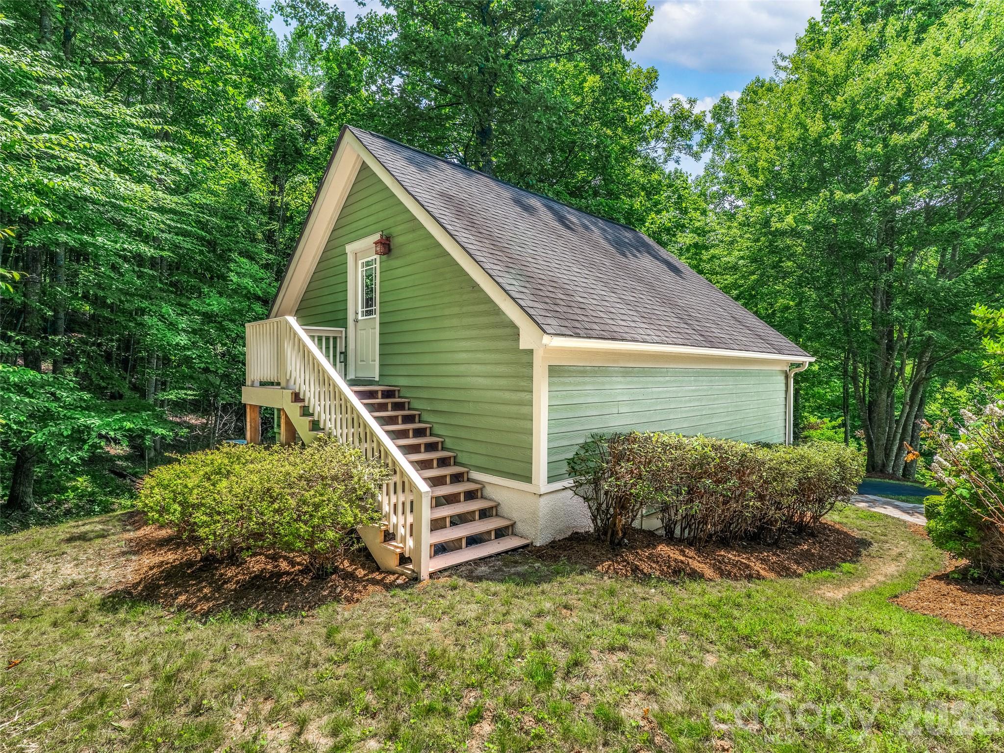 main property photo 29