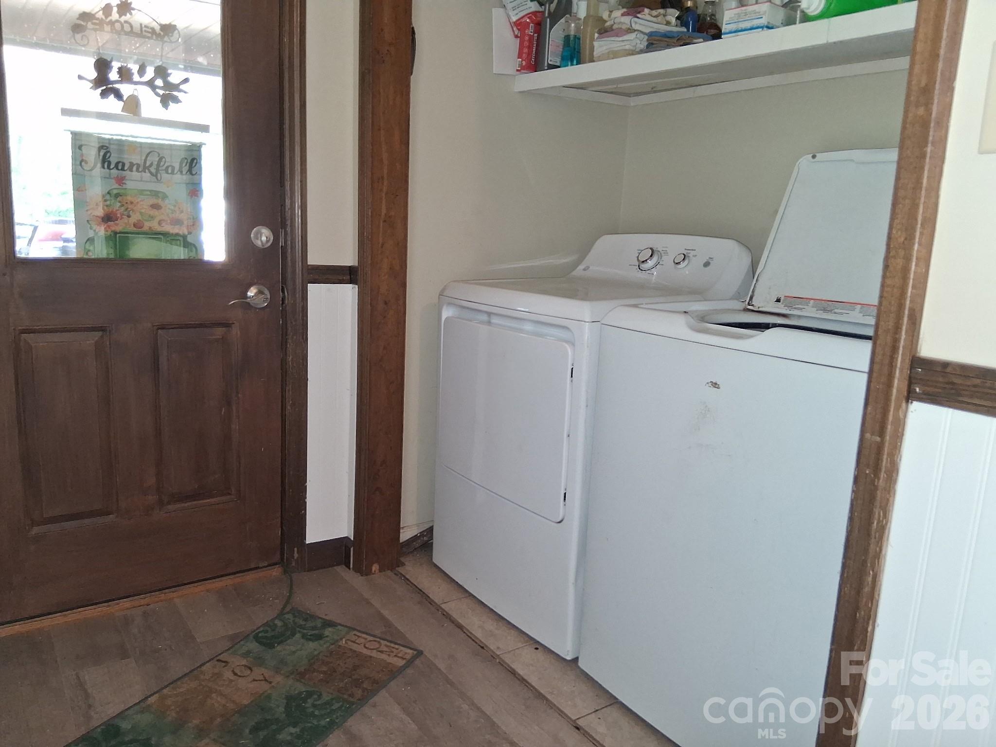 main property photo 15