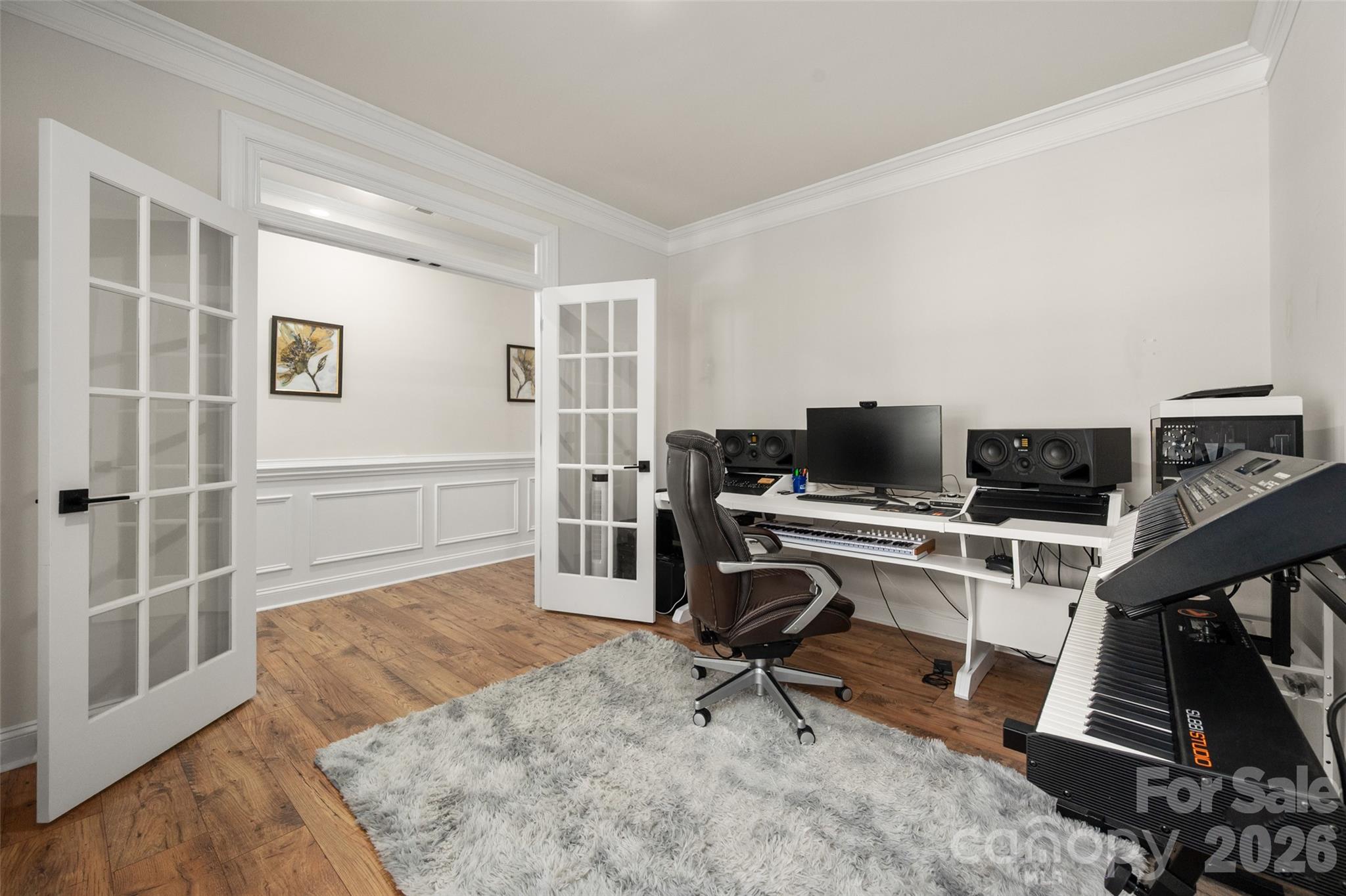 main property photo 4