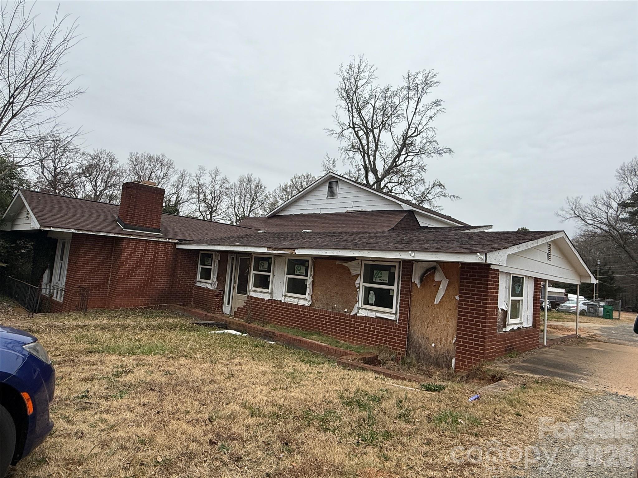 main property photo 31