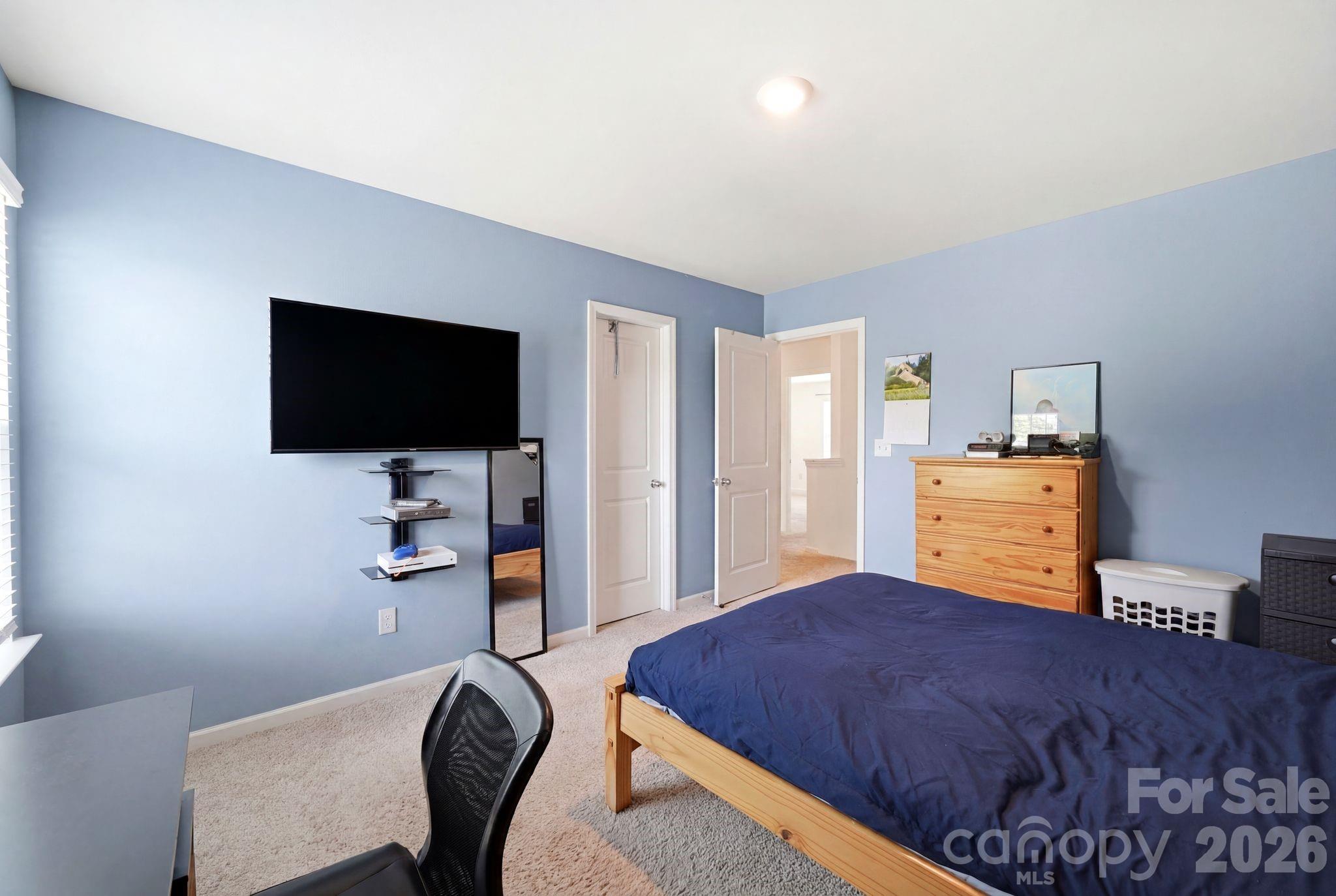 main property photo 22